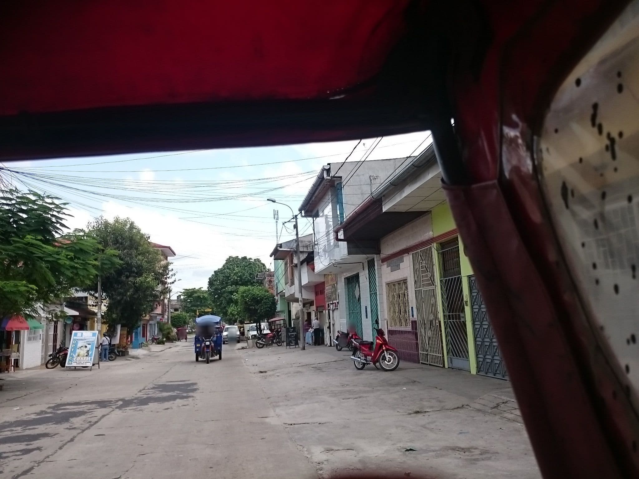 Street view near Hostal Las Brisas del Oriente, Iquitos — © sguinetti (CC BY-SA · Mapillary)
