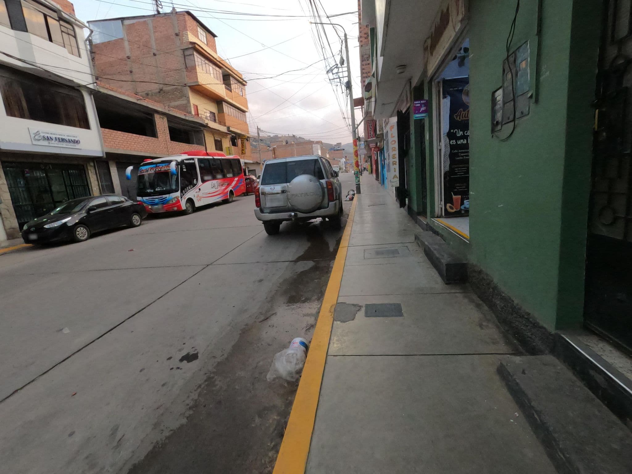 Street view near Hotel Galaxia, Huaraz — © MuitoAlemdasFronteiras (CC BY-SA · Mapillary)