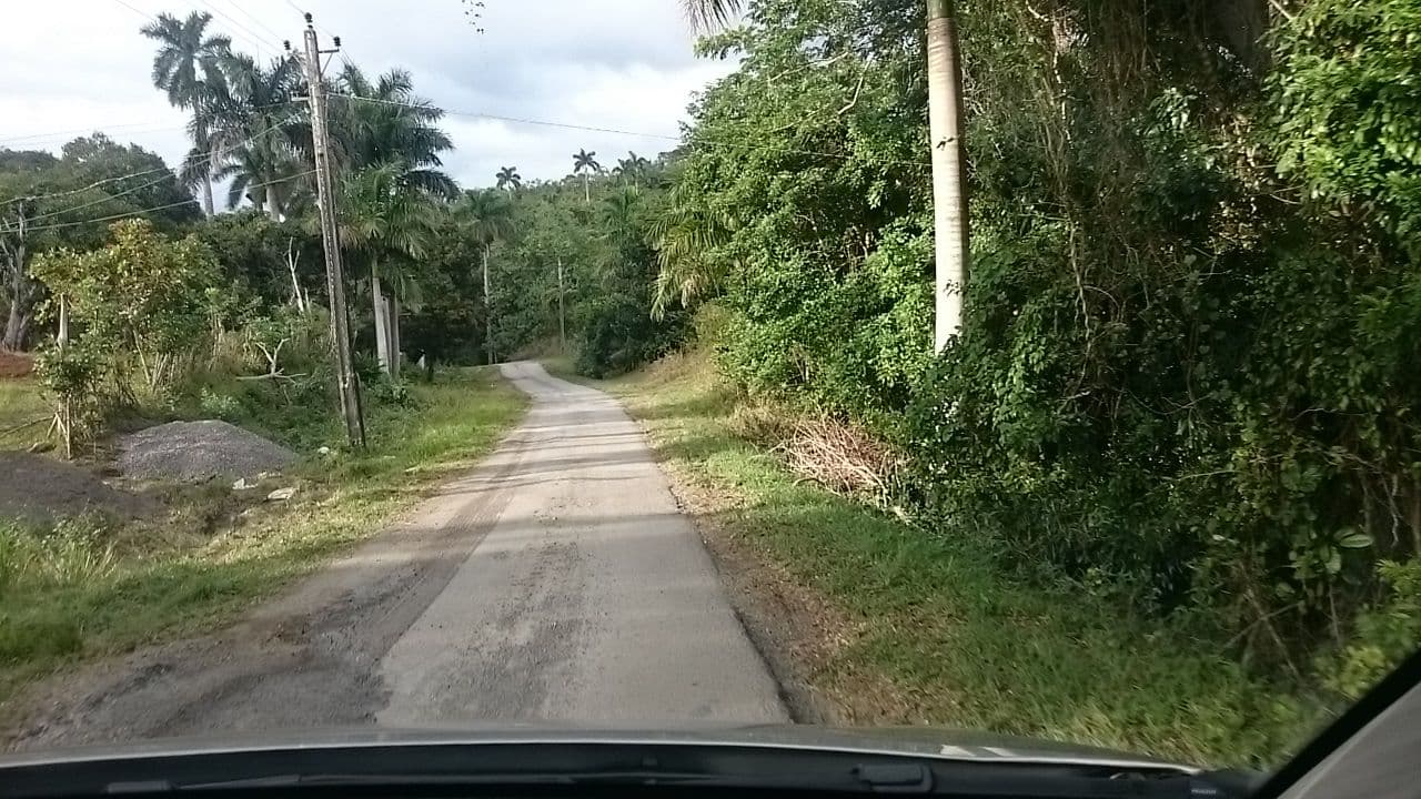 Street view near Proyecto Ecológico - Villa Lolita TZ, Soroa — © juhanjuku (CC BY-SA · Mapillary)