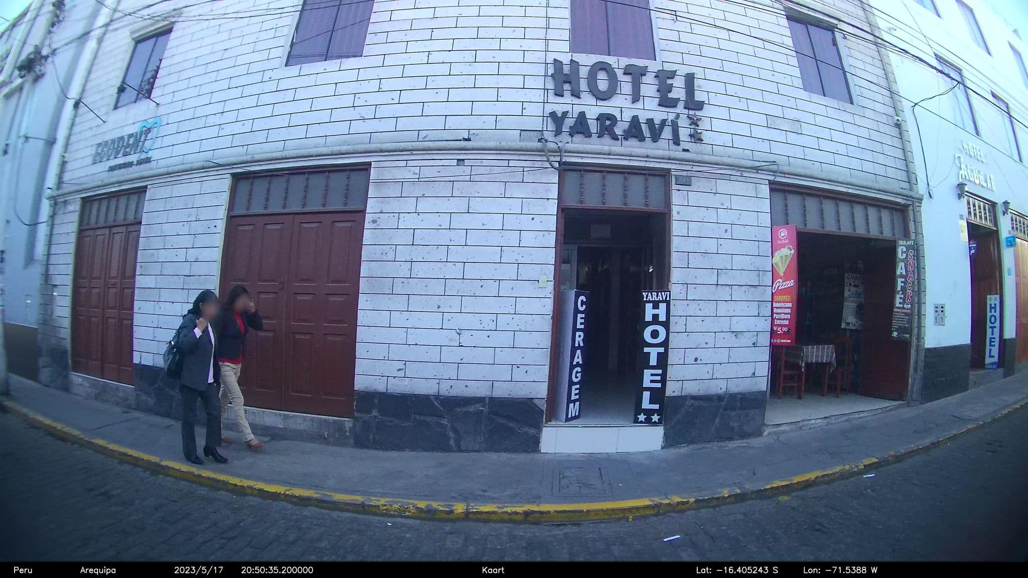 Street view near hotel techi's house, Arequipa — © kaart_2 (CC BY-SA · Mapillary)