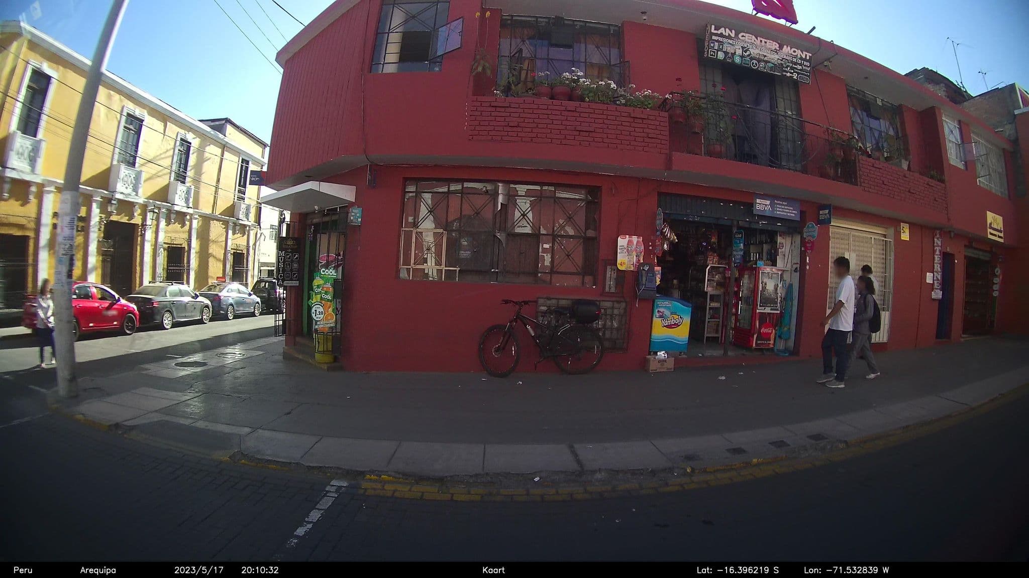 Street view near Hostal Amadis *, Arequipa — © kaart_2 (CC BY-SA · Mapillary)
