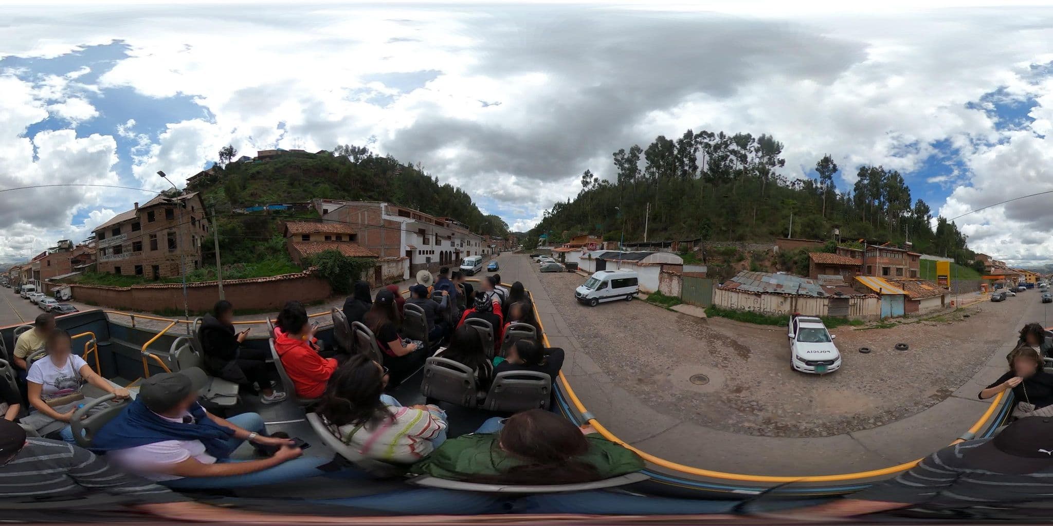 Street view near Hostal Cusco Agency, Santiago — © jaderbavaresco (CC BY-SA · Mapillary)
