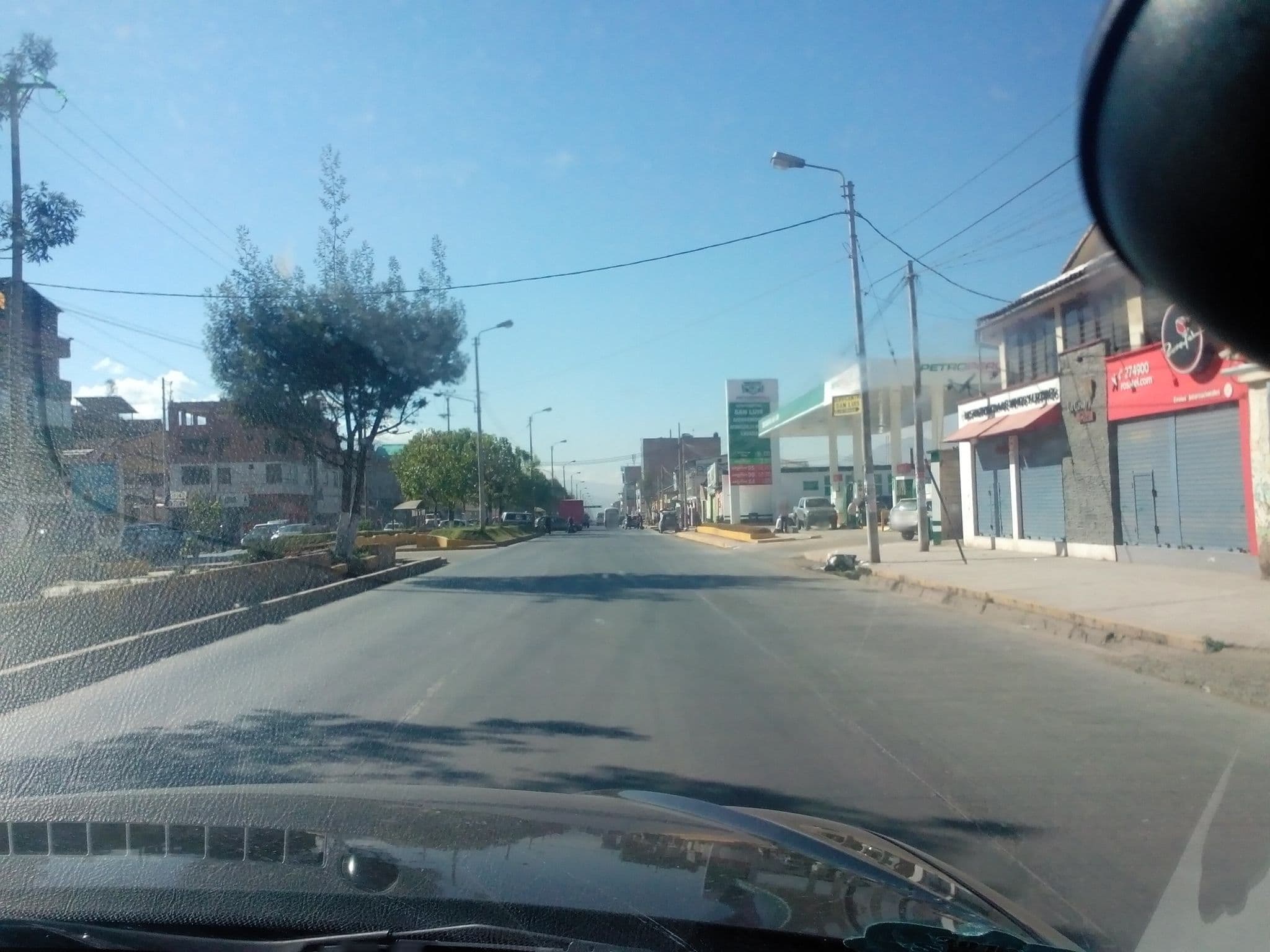 Street view near Meridian Hotel, Wanchaq — © derfred (CC BY-SA · Mapillary)