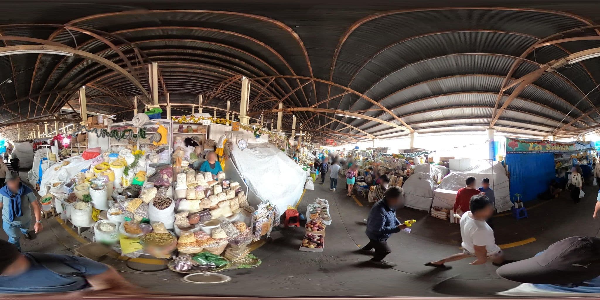 Street view near Kamilah, Santiago — © jaderbavaresco (CC BY-SA · Mapillary)