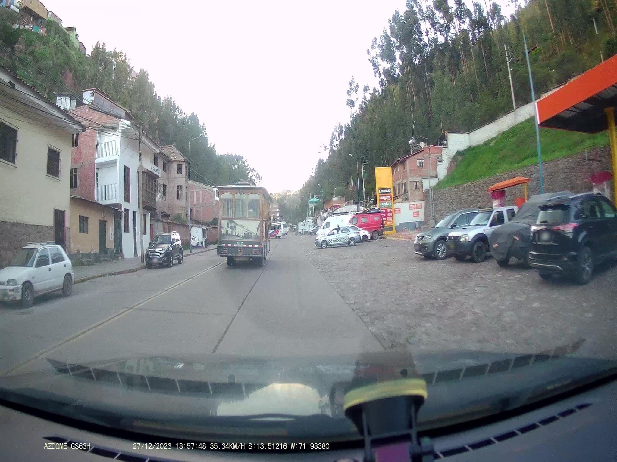 Street view near Auquis Ccapac Guest House, Santiago — © jaderbavaresco (CC BY-SA · Mapillary)