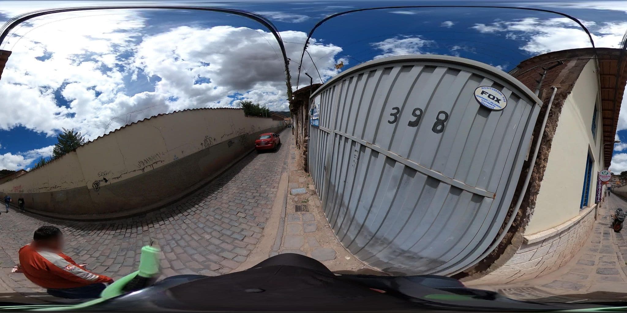 Street view near Hostal Colla Wasi, Wanchaq — © jaderbavaresco (CC BY-SA · Mapillary)