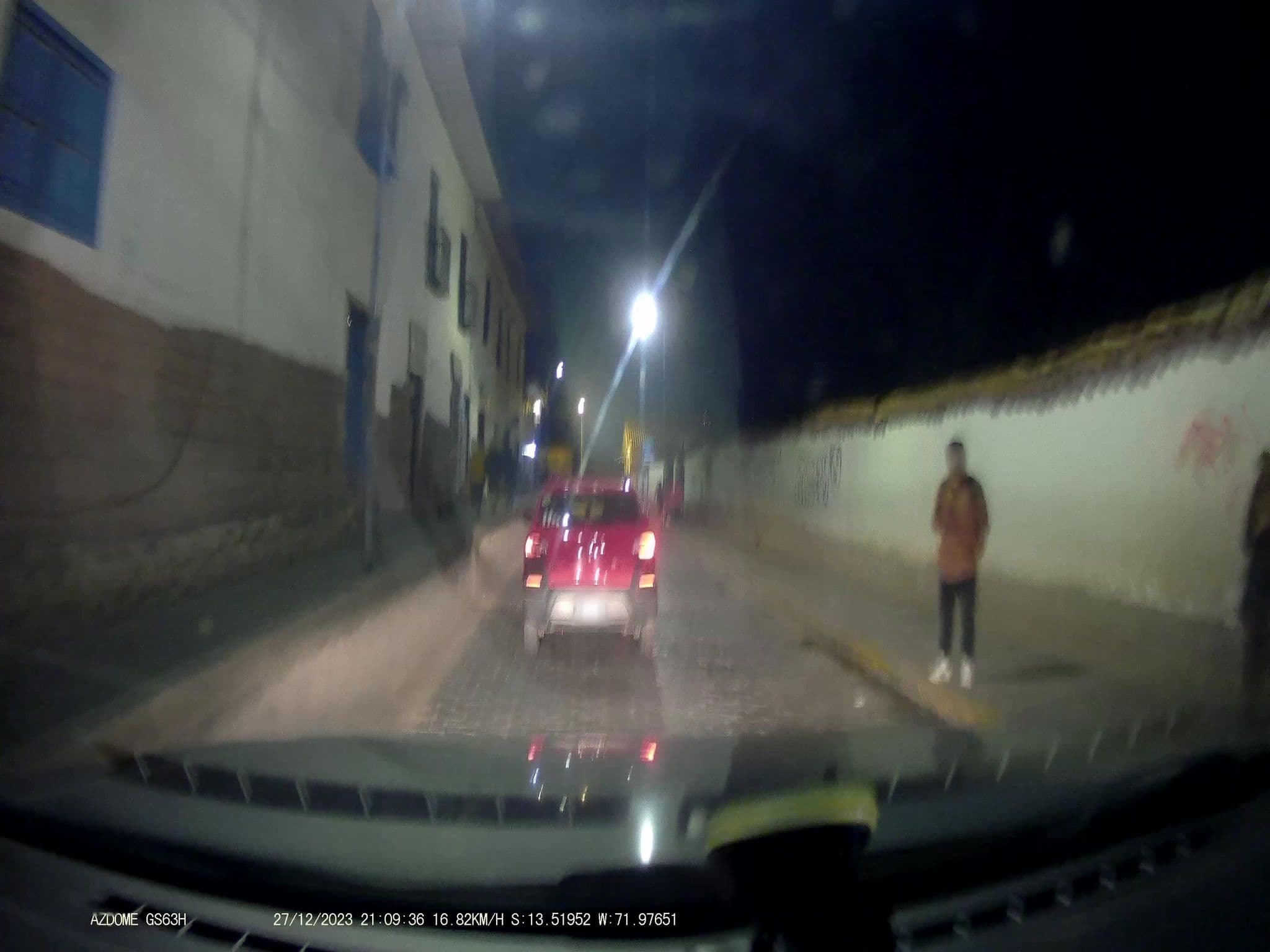 Street view near Hotel koricancha, Santiago — © jaderbavaresco (CC BY-SA · Mapillary)