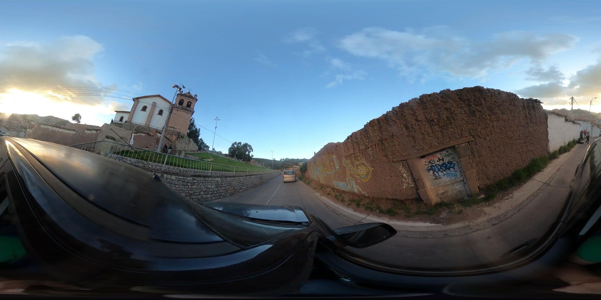 Street view near Antis Hostel Cusco, Santiago — © jaderbavaresco (CC BY-SA · Mapillary)