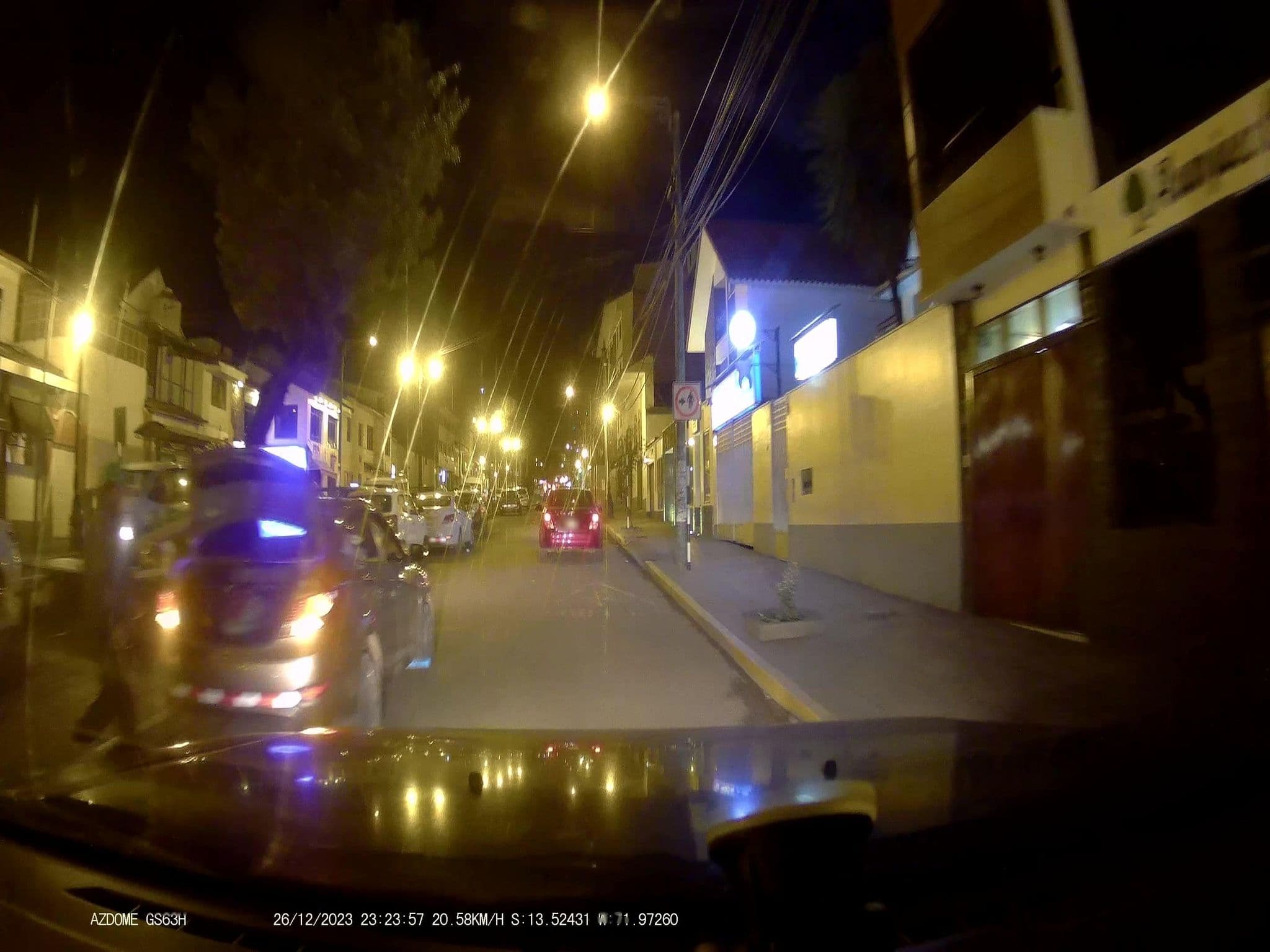 Street view near Hotel Sol Del Oriente, Wanchaq — © jaderbavaresco (CC BY-SA · Mapillary)
