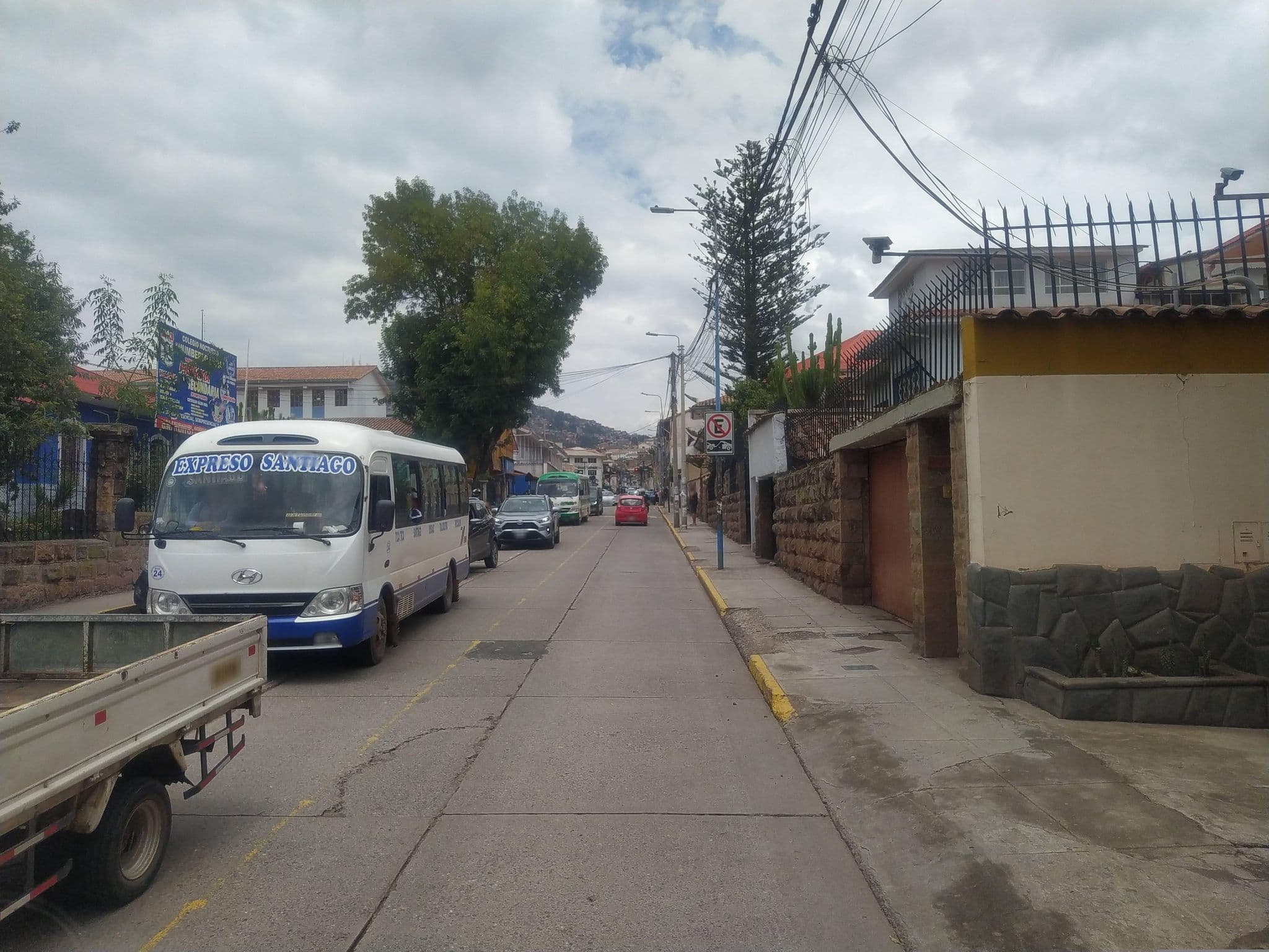 Street view near Imperial Hotel, Santiago — © johnarupire (CC BY-SA · Mapillary)