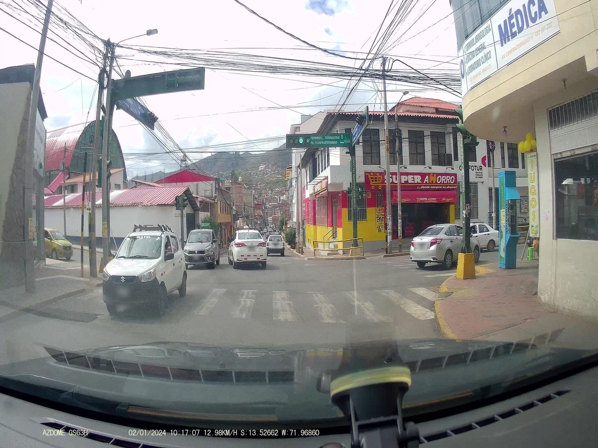 Street view near Hotel Urpi Cusco, Wanchaq — © jaderbavaresco (CC BY-SA · Mapillary)