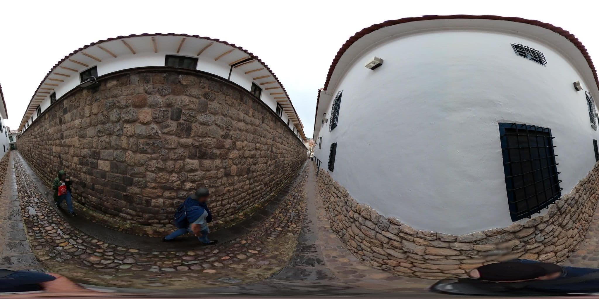 Street view near Pirwa Colonial, Wanchaq — © jaderbavaresco (CC BY-SA · Mapillary)