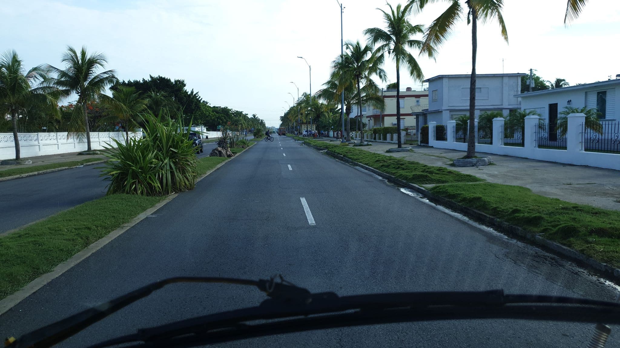 Street view near Casa Don Pepe, Cienfuegos