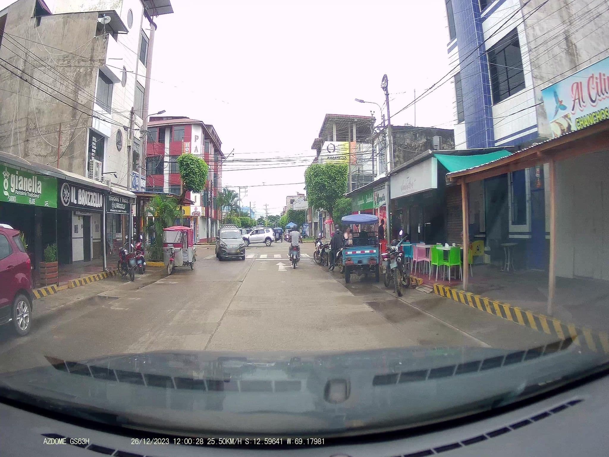 Street view near Paititi Hostal, Puerto Maldonado — © jaderbavaresco (CC BY-SA · Mapillary)