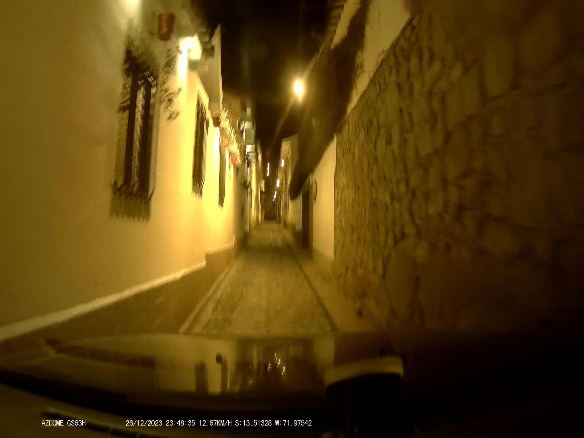 Street view near Samay Wasi Hostel, Wanchaq — © jaderbavaresco (CC BY-SA · Mapillary)