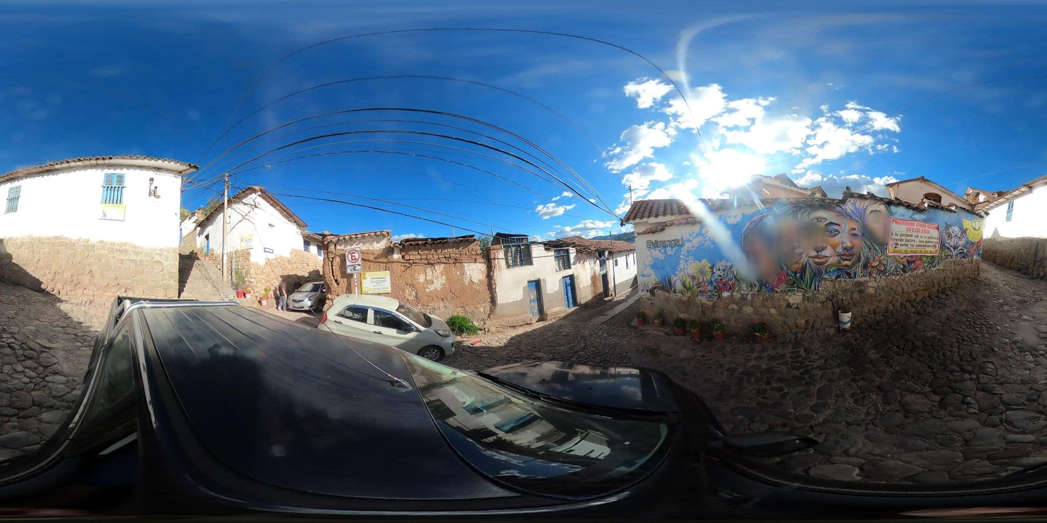 Street view near Hosdaje Casa Familiar Sumaq T'Ikaq, Wanchaq — © jaderbavaresco (CC BY-SA · Mapillary)