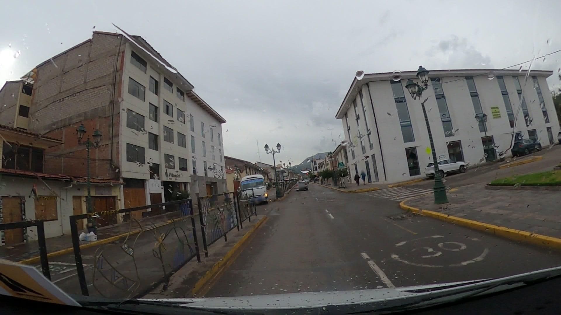 Street view near Hotel Vilandre, Wanchaq — © jaderbavaresco (CC BY-SA · Mapillary)