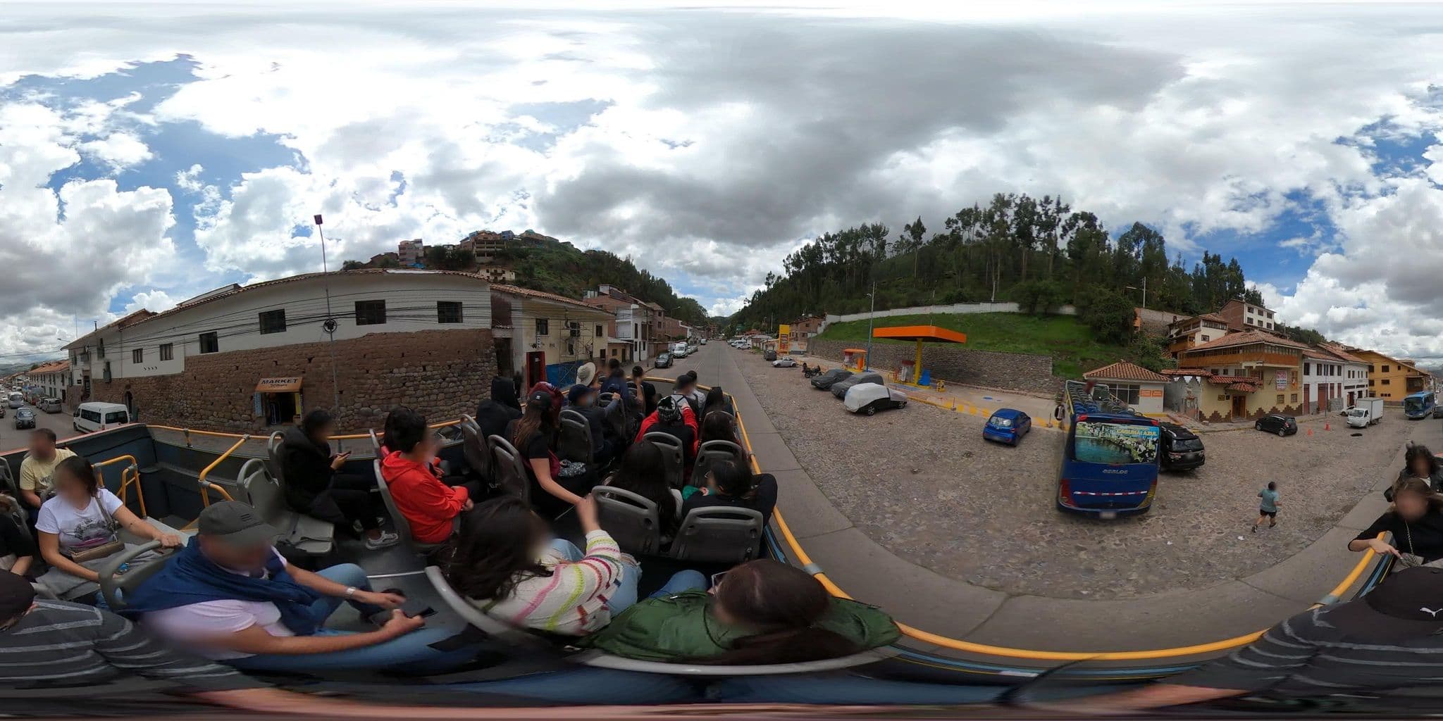 Street view near Selina, Santiago — © jaderbavaresco (CC BY-SA · Mapillary)
