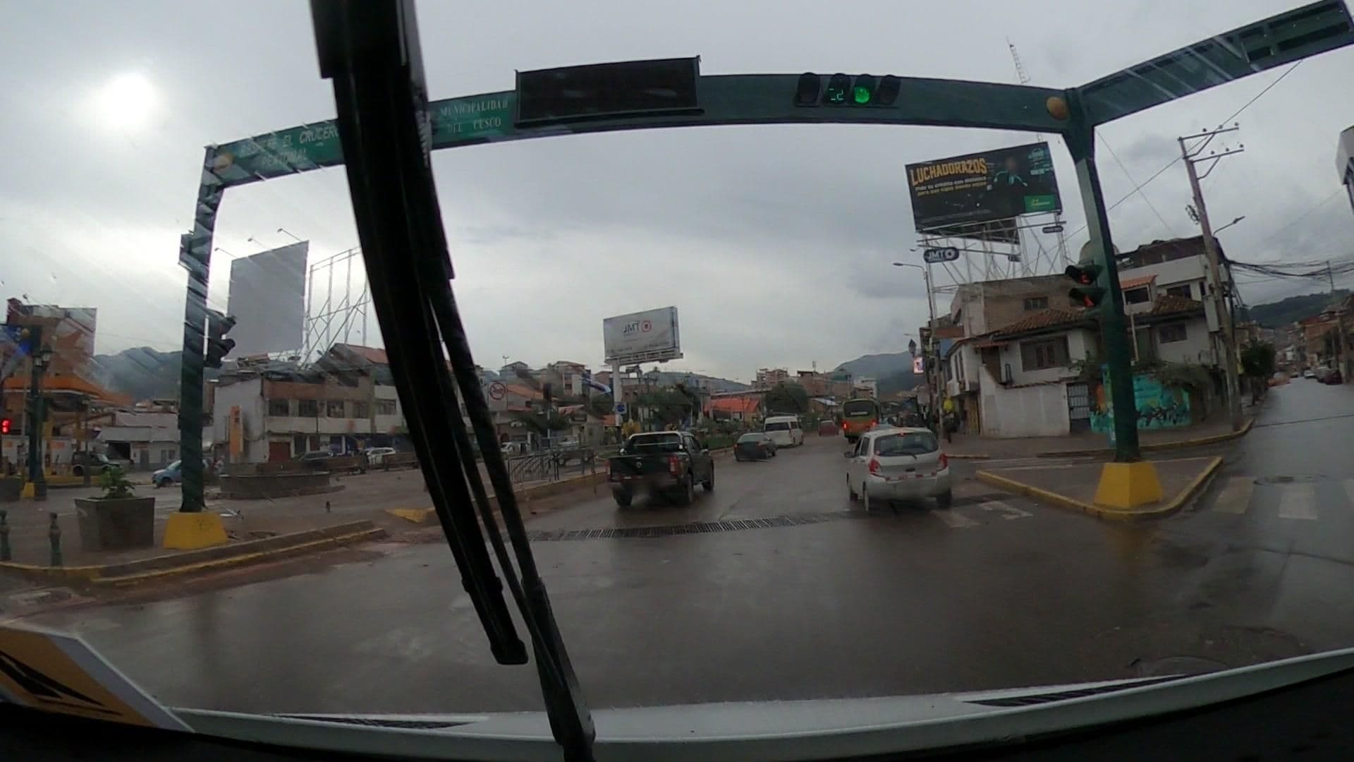 Street view near Vida Noturna, Cusco — © jaderbavaresco (CC BY-SA · Mapillary)