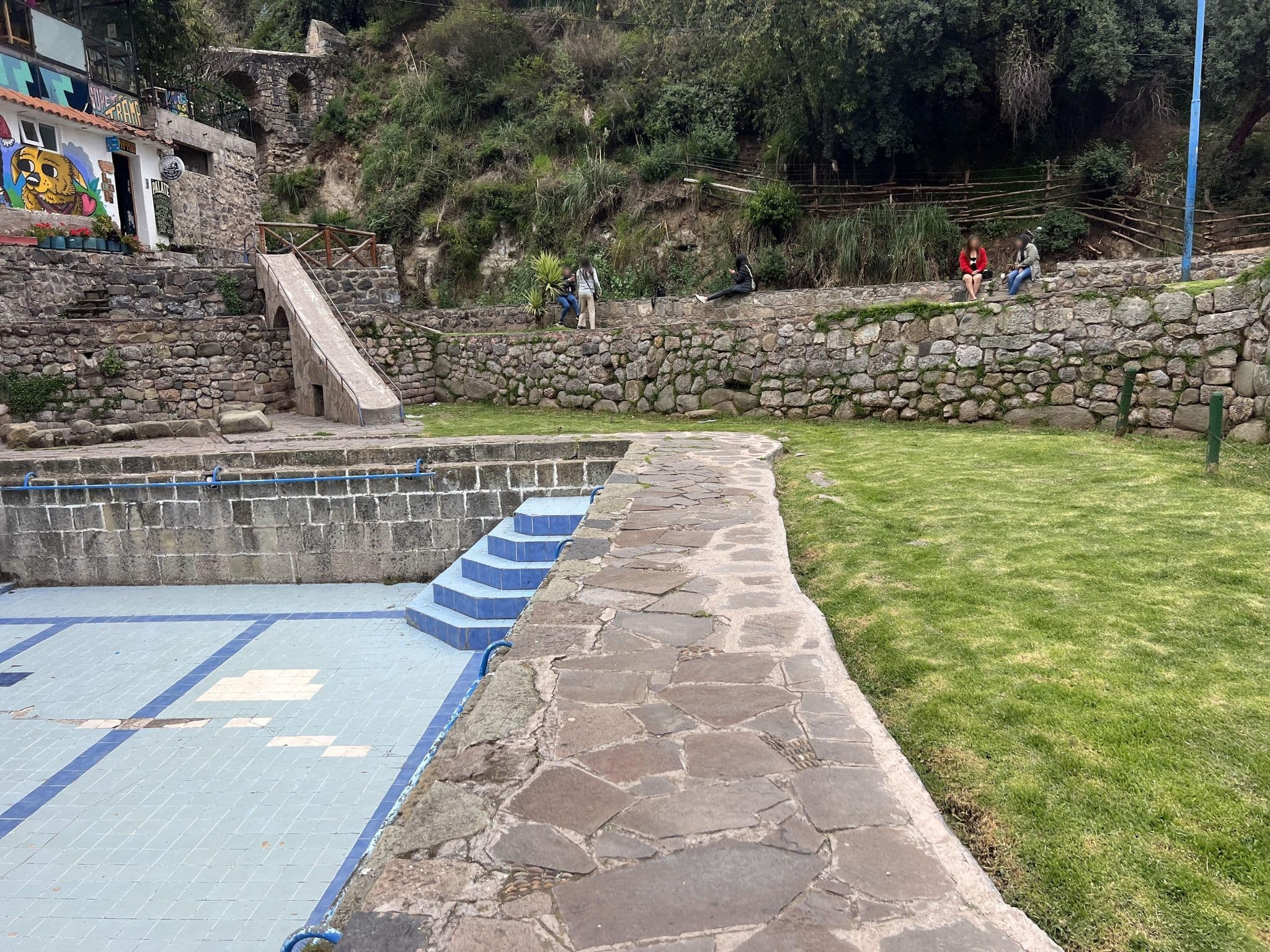 Street view near Supertramp Hostel Cusco, Santiago — © jaderbavaresco (CC BY-SA · Mapillary)