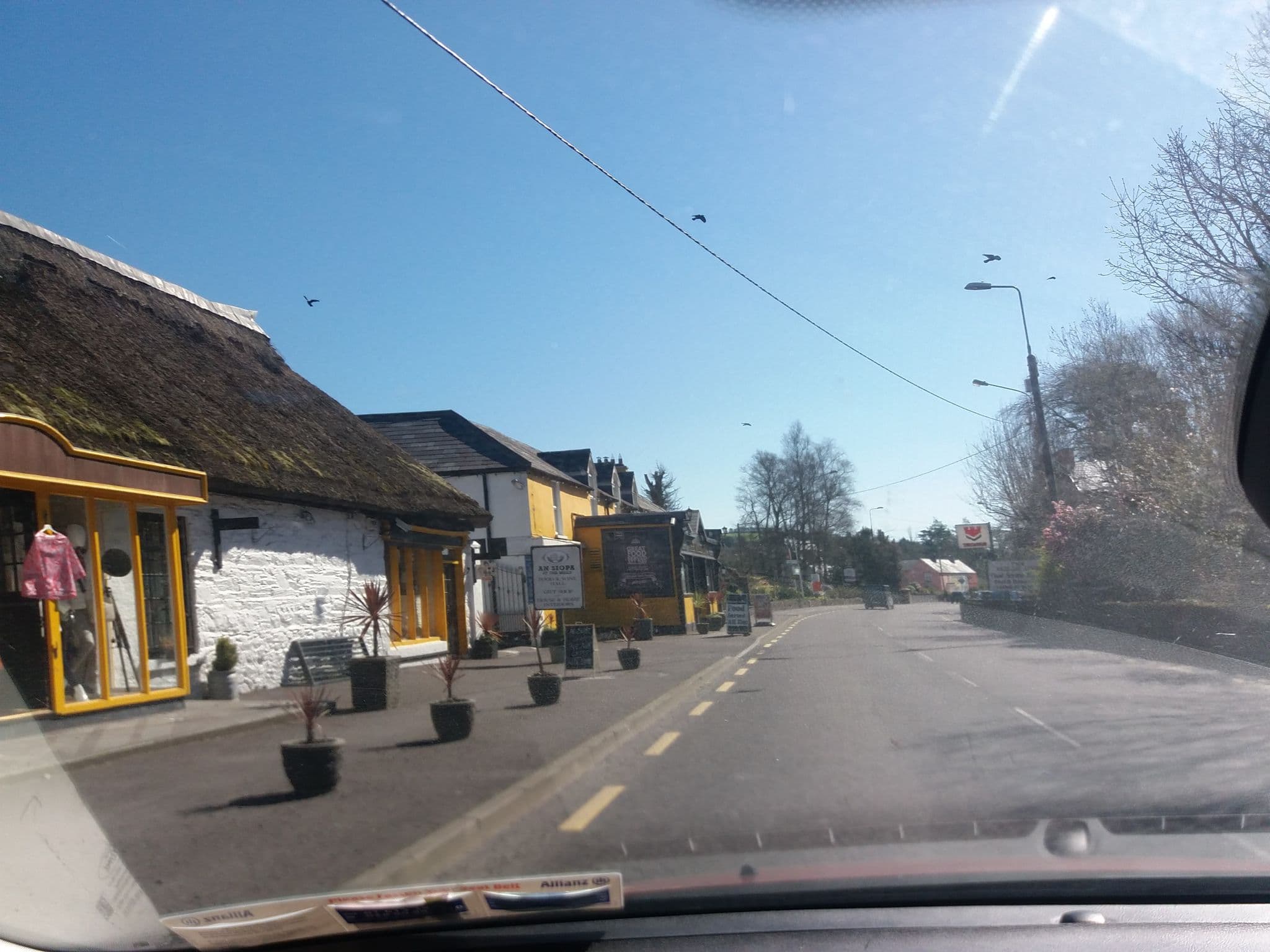 Street view near An Muillean (The Mills Inn), Macroom — © tshedy (CC BY-SA · Mapillary)