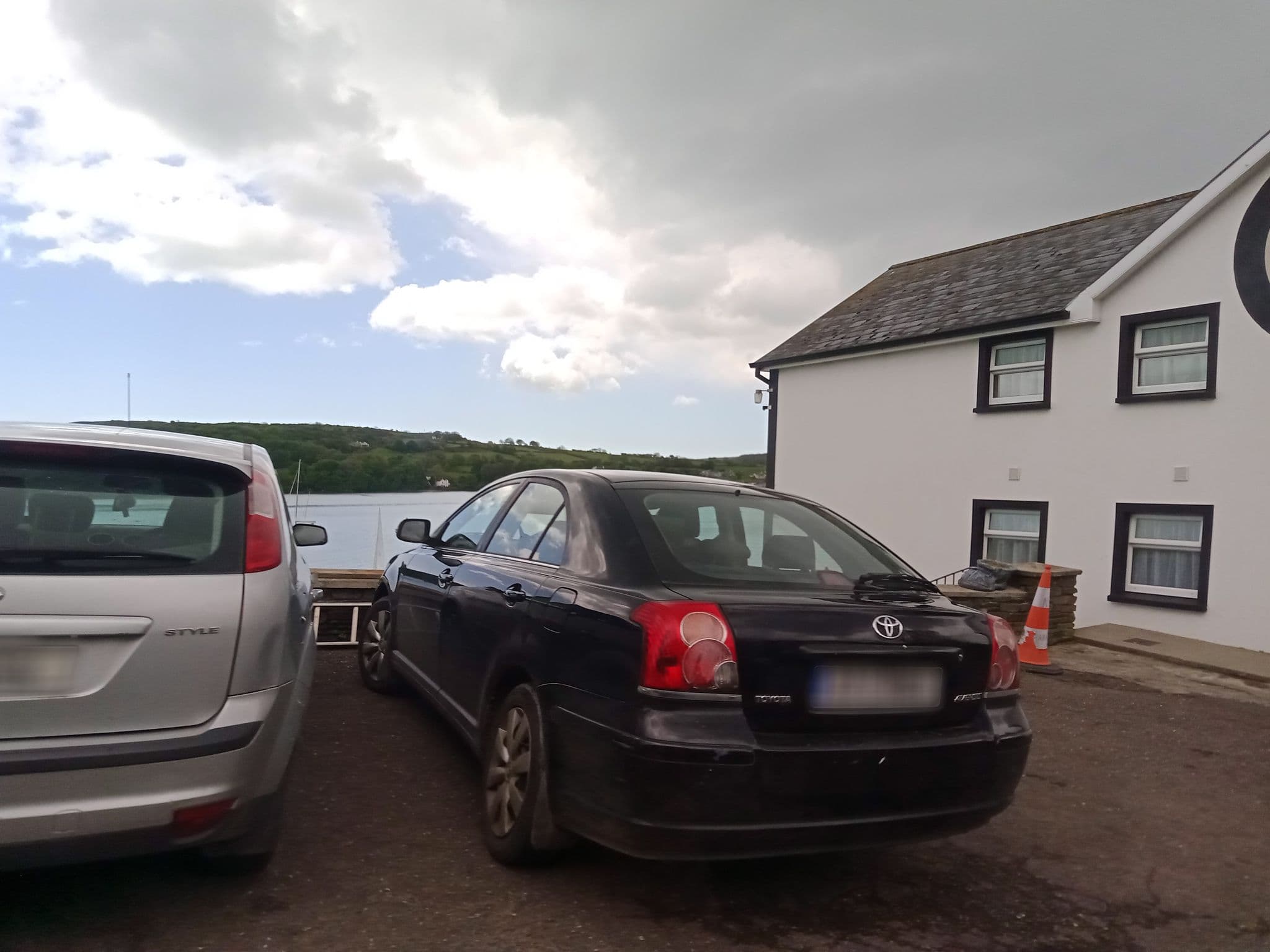 Street view near bayview B&B, Skibbereen — © annekaro (CC BY-SA · Mapillary)