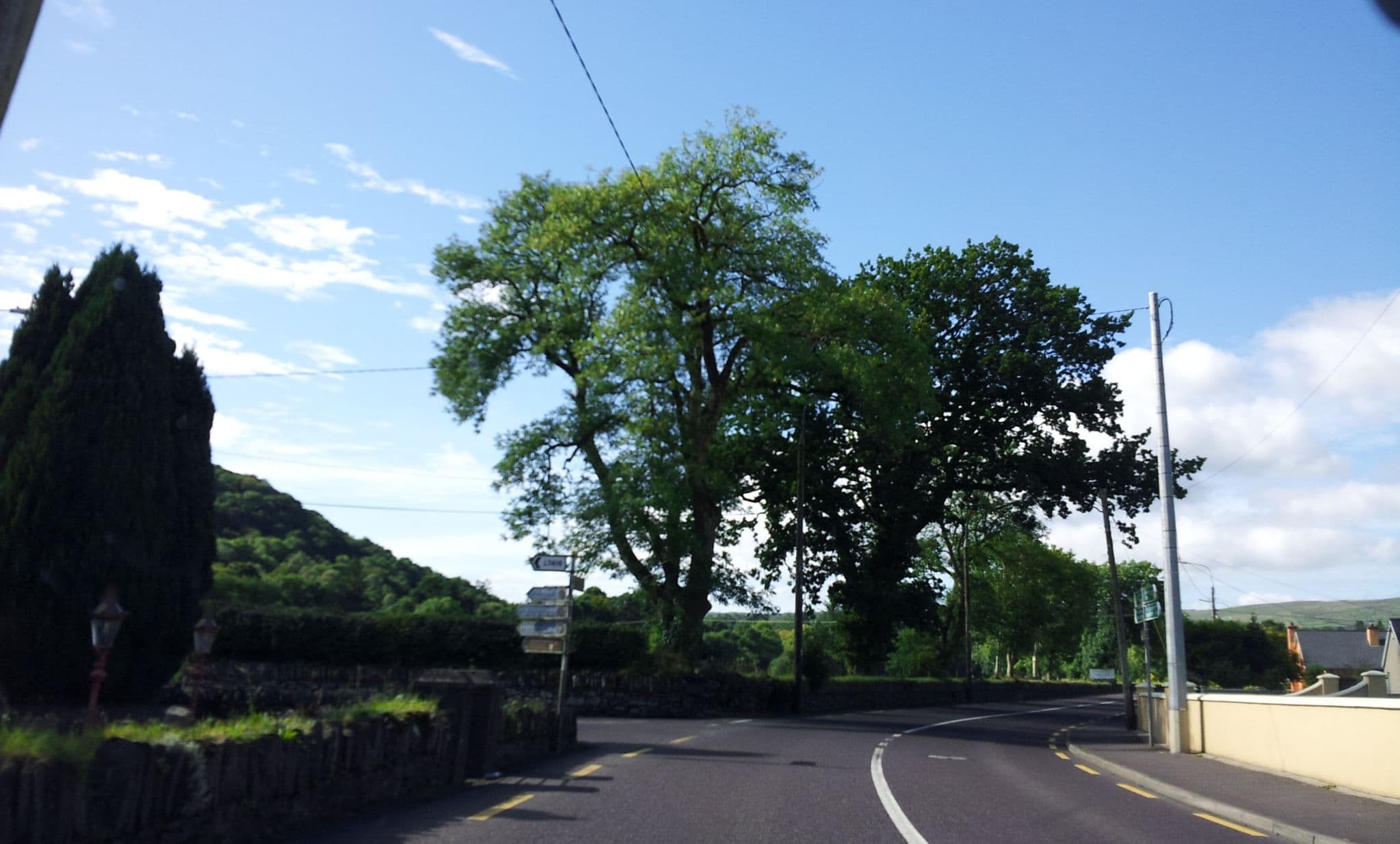 Street view near Óstán Ghobnatan, Macroom — © fdmap (CC BY-SA · Mapillary)