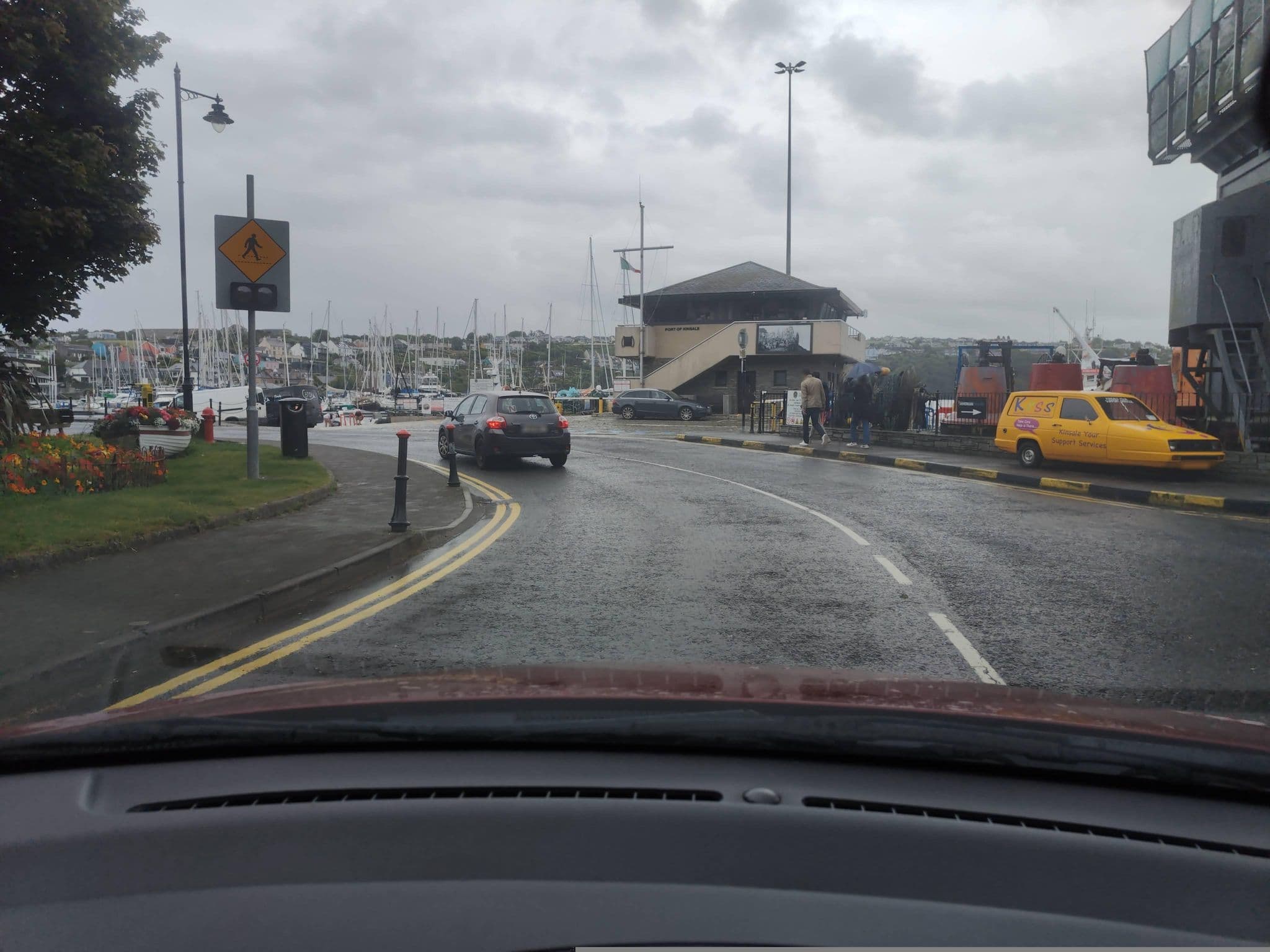 Street view near Newgrange, Kinsale — © gogorm (CC BY-SA · Mapillary)