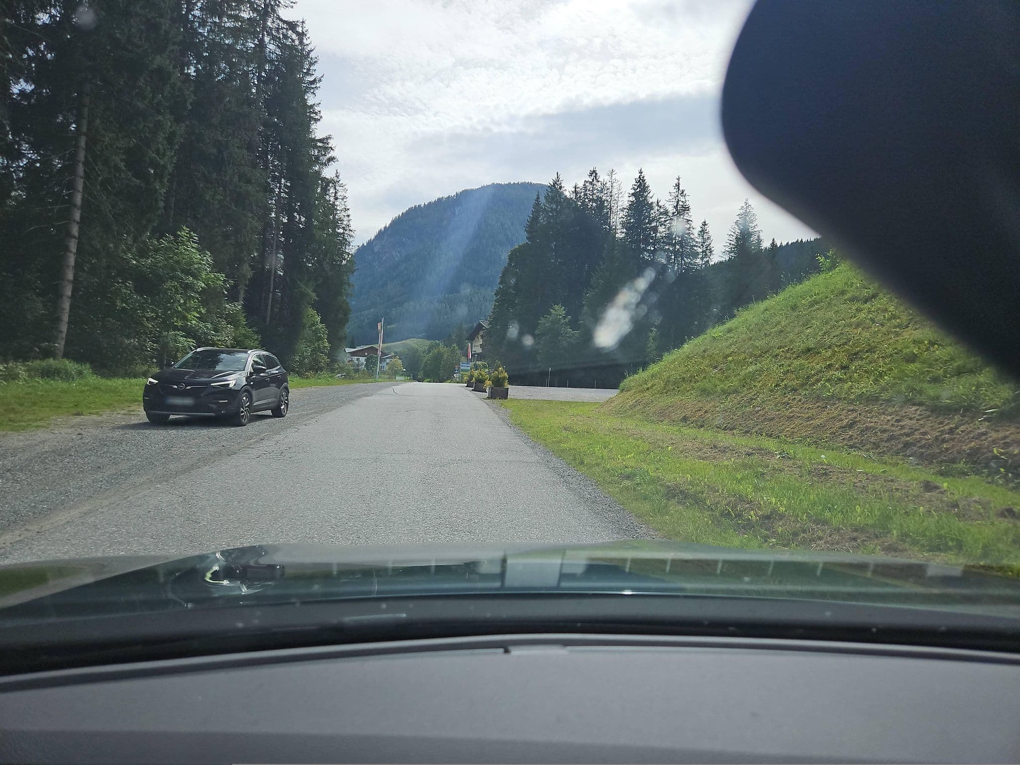 Street view near Haus Alpenheim, Hof — © toho (CC BY-SA · Mapillary)