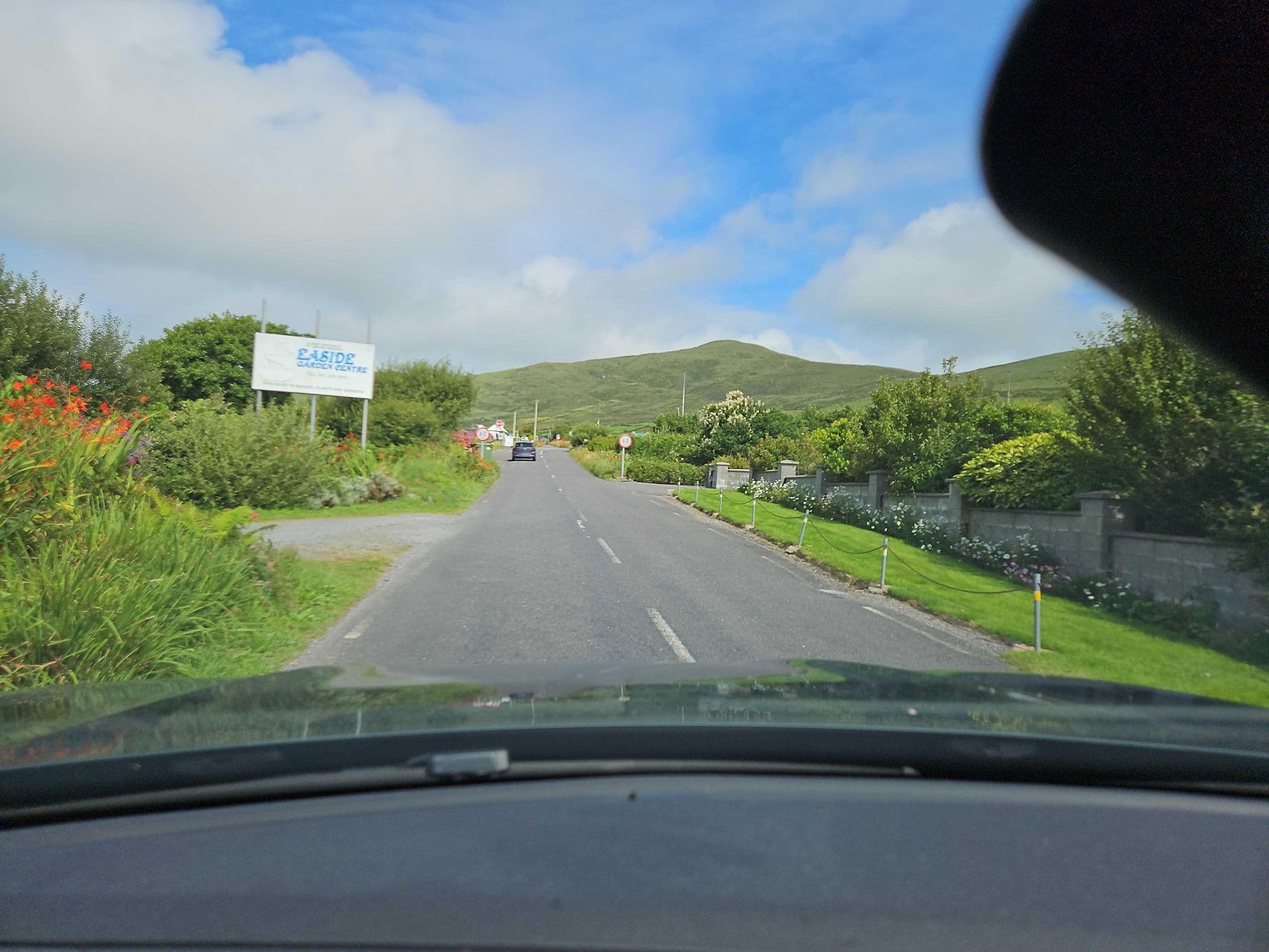 Street view near Sea Breeze Bed and Breakfast, Cahersiveen — © toho (CC BY-SA · Mapillary)