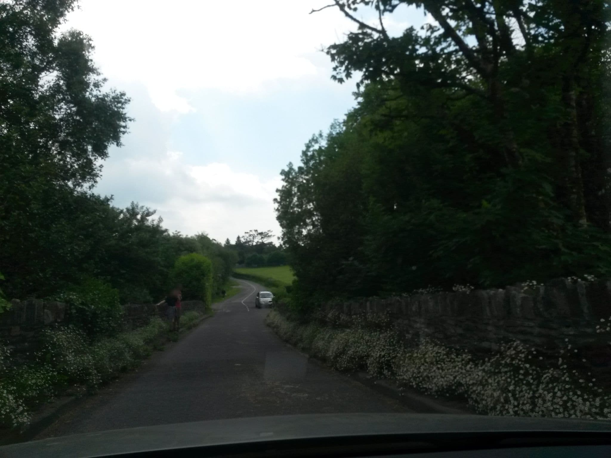 Street view near Sheen Falls Country Club, Kenmare — © rausk (CC BY-SA · Mapillary)