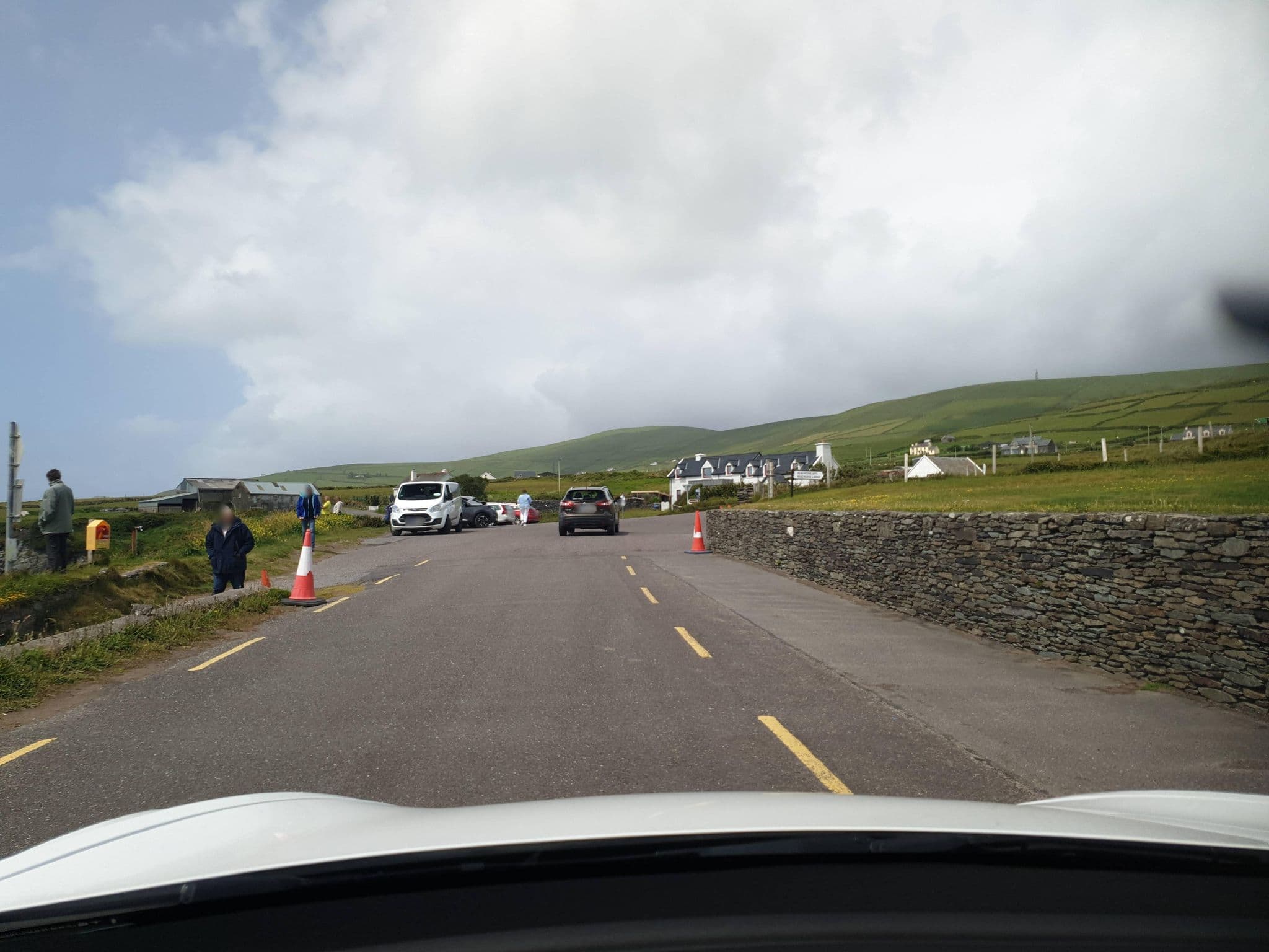 Street view near Beach Cove B & B, Cahersiveen — © yannakis (CC BY-SA · Mapillary)