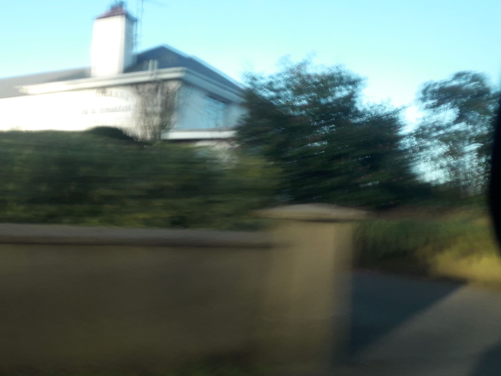 Street view near Trident Holiday Homes, Killarney — © fifimkg (CC BY-SA · Mapillary)