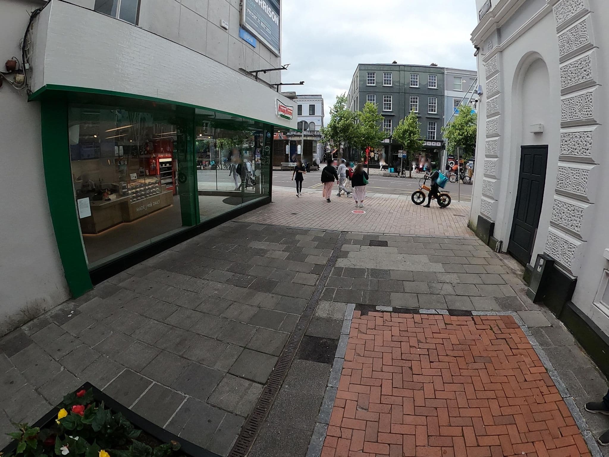 Street view near Cork International Hotel Conference and Events, Cork — © graharg (CC BY-SA · Mapillary)