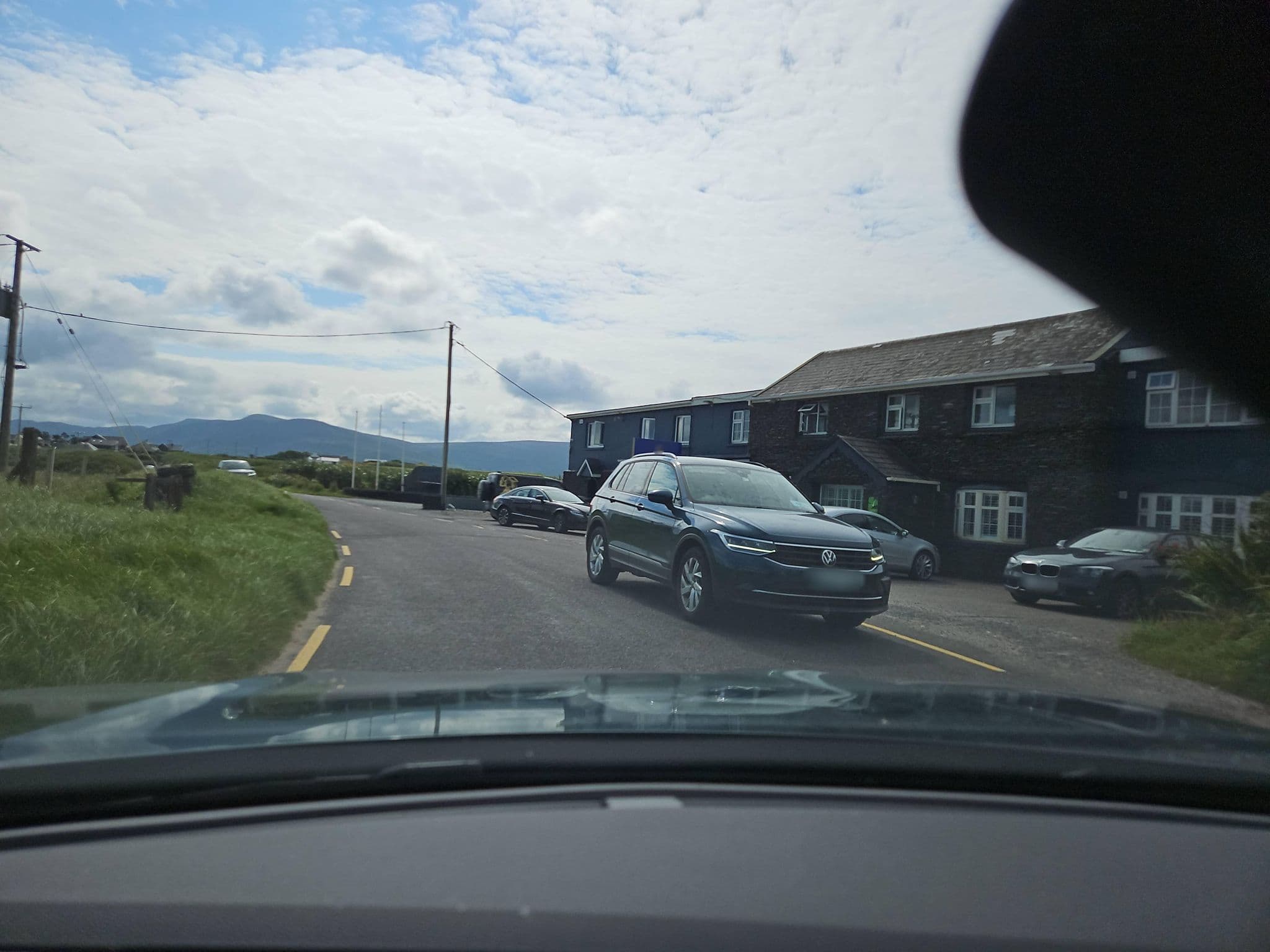 Street view near Smugglers Inn, Cahersiveen — © toho (CC BY-SA · Mapillary)