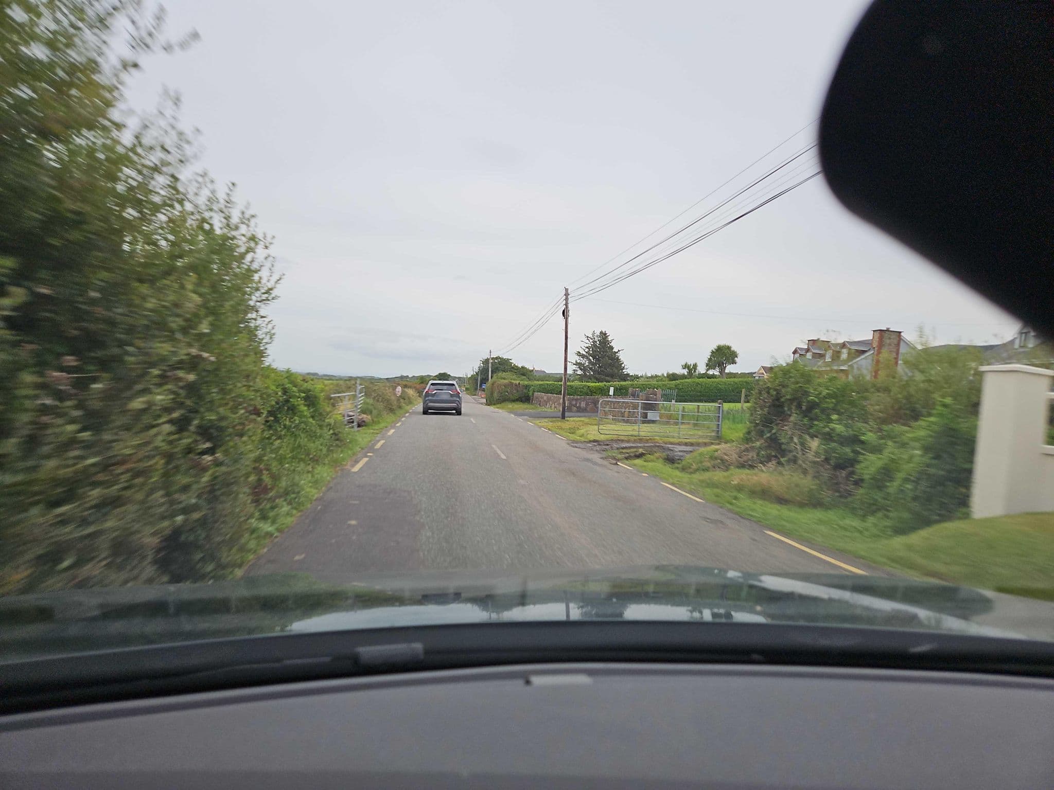 Street view near The Shores Country House, Dingle — © toho (CC BY-SA · Mapillary)