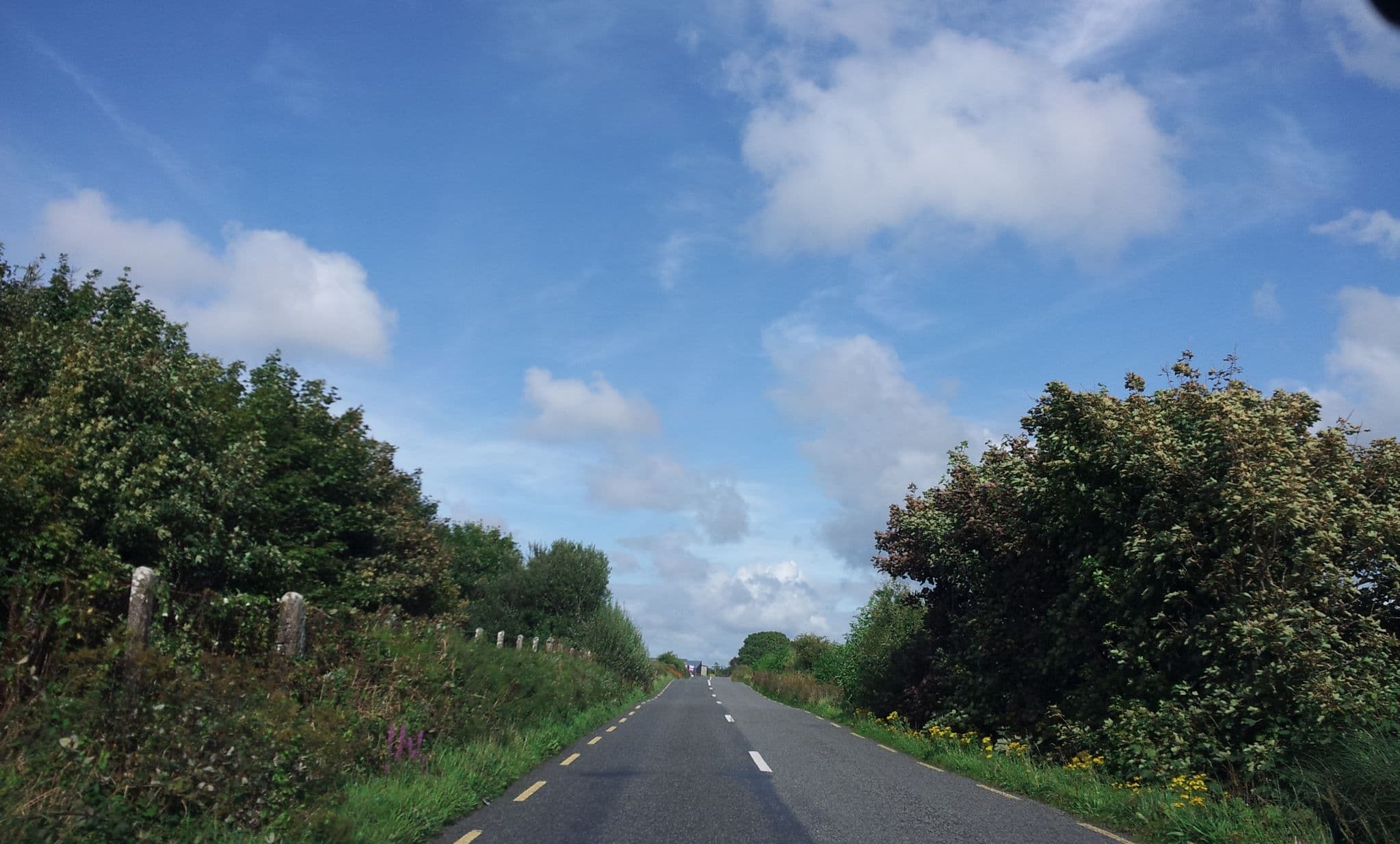 Street view near Crosswinds, Ennistimon — © fdmap (CC BY-SA · Mapillary)