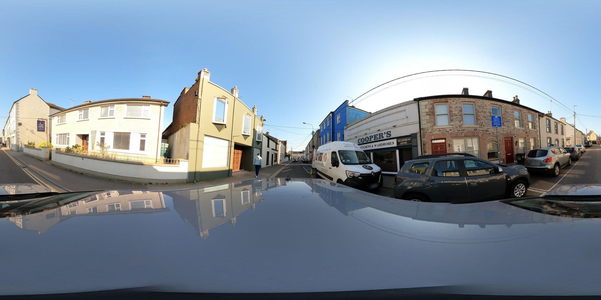 Street view near Devonshire Arms Hotel, Youghal — © annekaro (CC BY-SA · Mapillary)