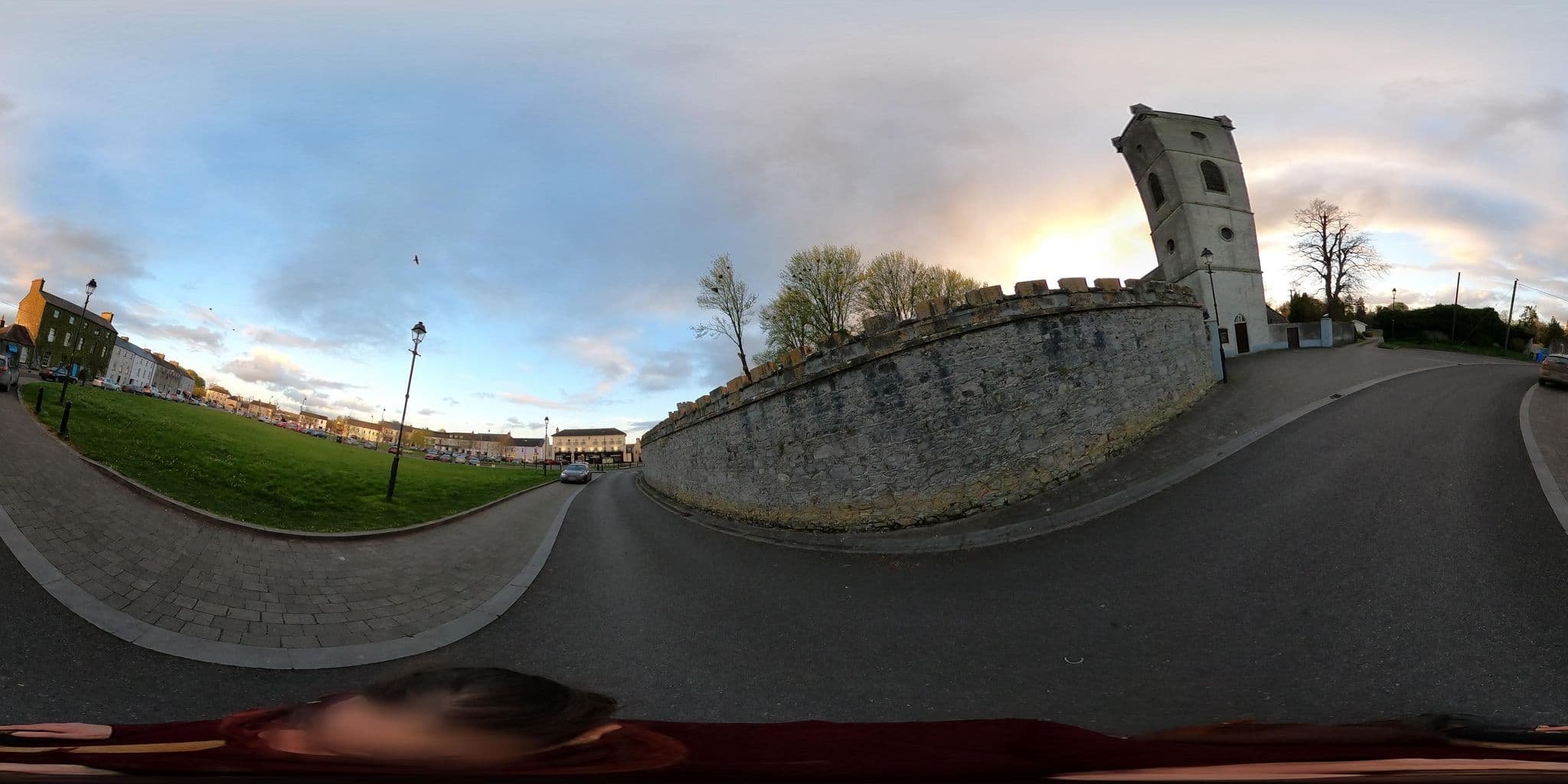 Street view near Castle Arms, Ballyragget — © annekaro (CC BY-SA · Mapillary)