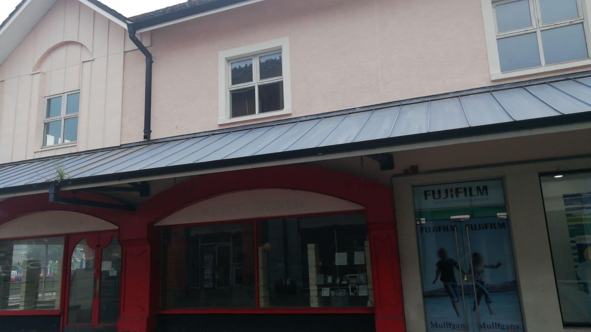 Street view near Mr Bumbles, Cluain Meala — © fulphiller (CC BY-SA · Mapillary)