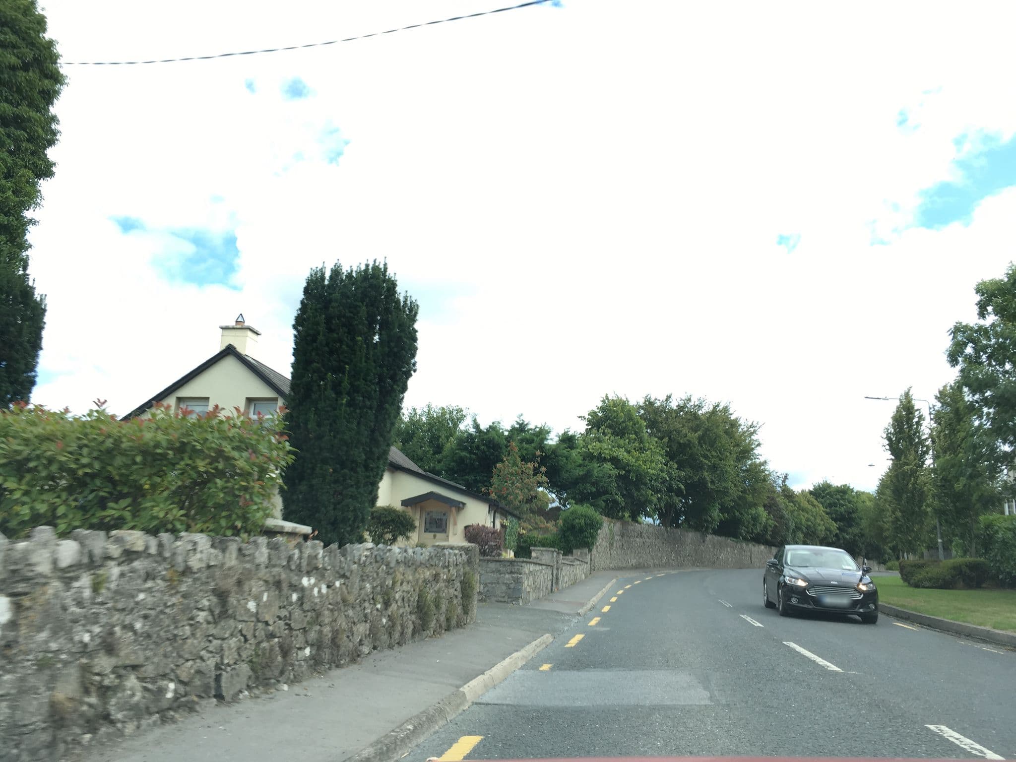 Street view near Peggy O'Neils Bed & Breakfast, Cashel — © southglos (CC BY-SA · Mapillary)