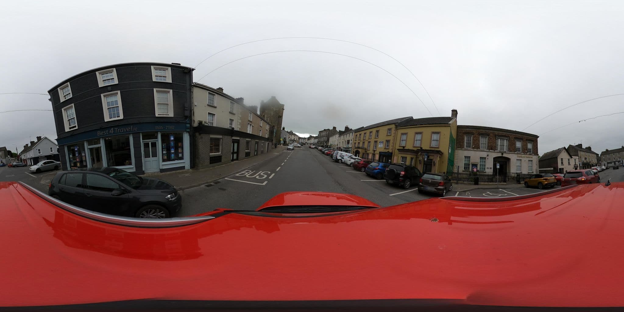 Street view near Damer Court Hotel, Roscrea — © annekaro (CC BY-SA · Mapillary)