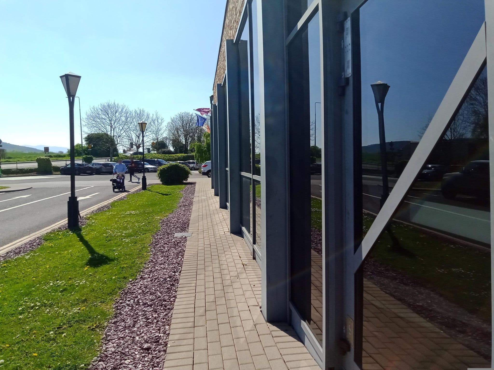 Street view near Clonmel Park Hotel, Cluain Meala — © annekaro (CC BY-SA · Mapillary)