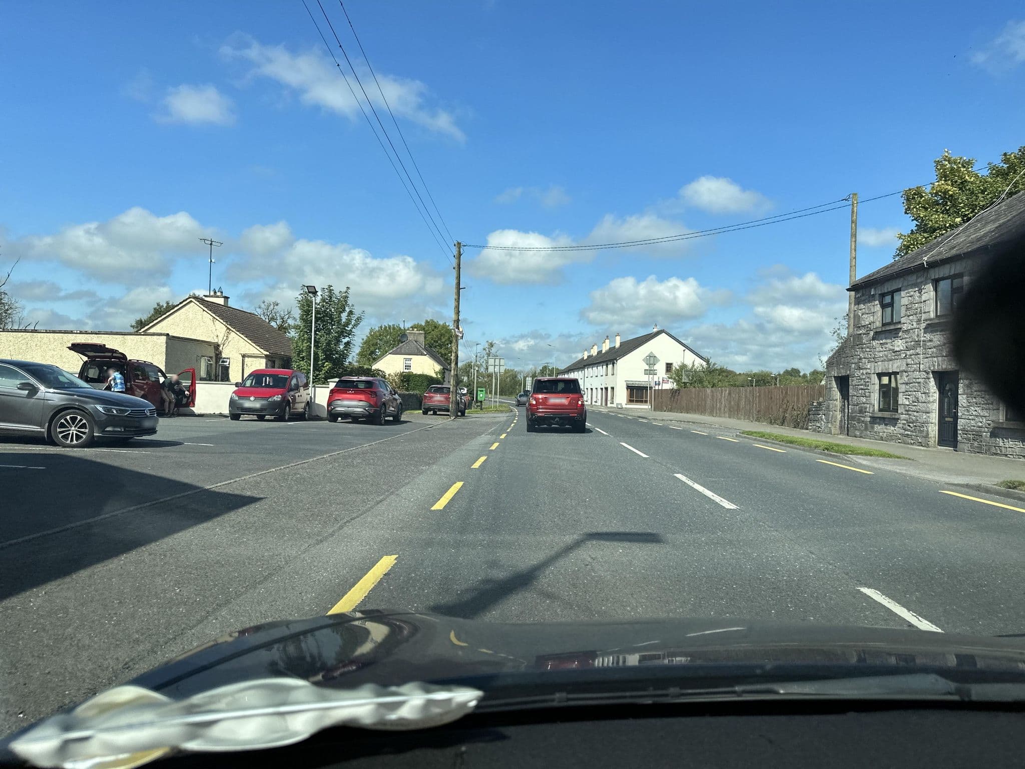 Street view near Feericks Hotel, Edgeworthstown — © mackerski (CC BY-SA · Mapillary)