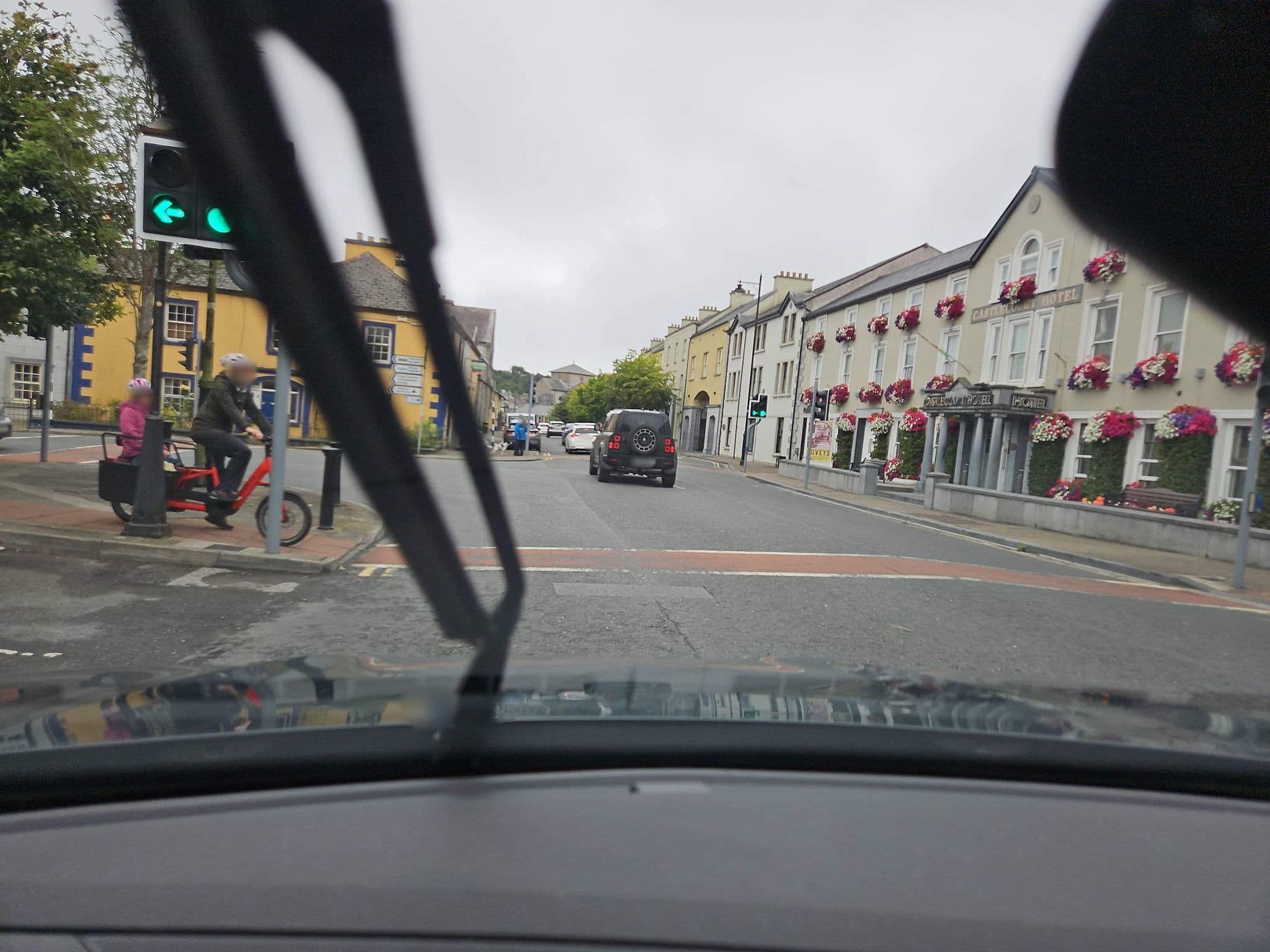 Street view near Clooneen House B&B, Westport — © toho (CC BY-SA · Mapillary)