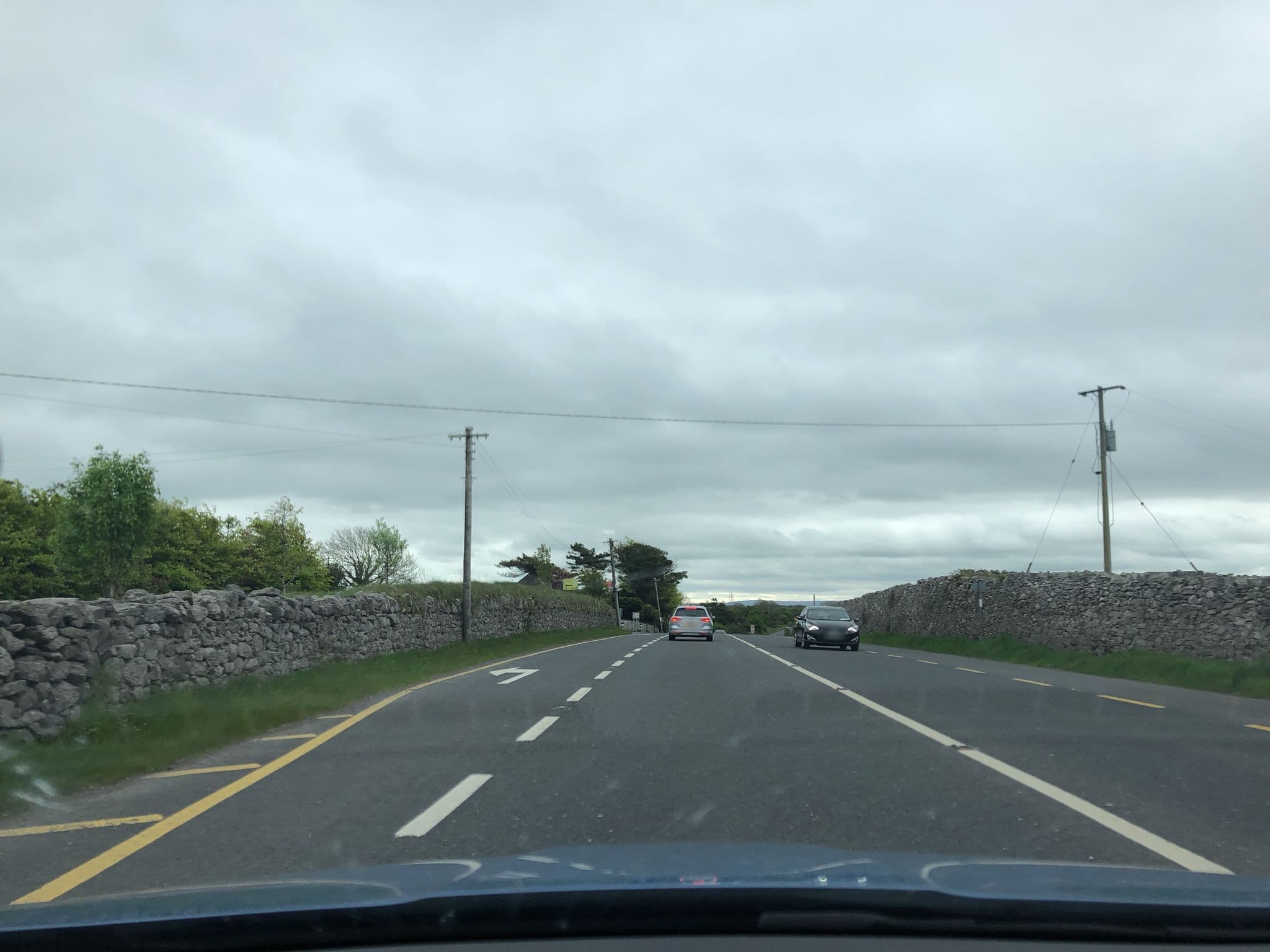 Street view near Hillview B&B, Oranmore — © stefan005 (CC BY-SA · Mapillary)