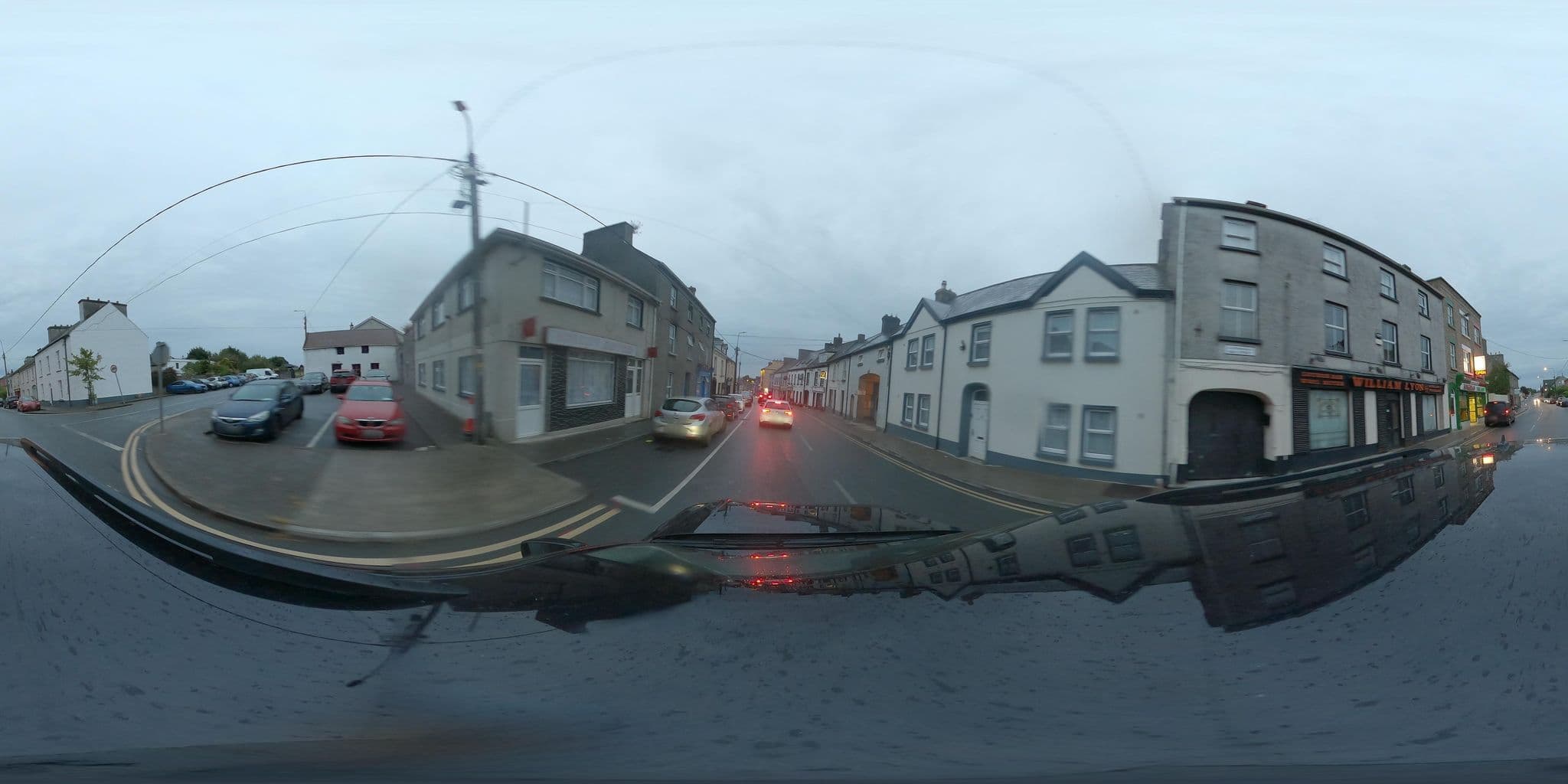 Street view near Oak Wood Hotel, Banagher — © annekaro (CC BY-SA · Mapillary)