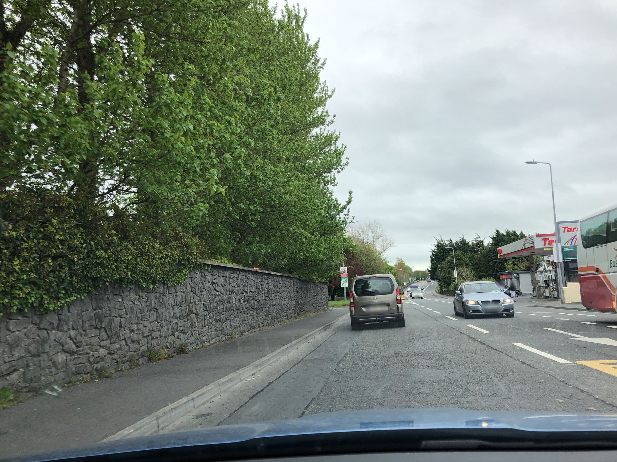 Street view near Sea Mist Bed & Breakfast, Galway — © stefan005 (CC BY-SA · Mapillary)