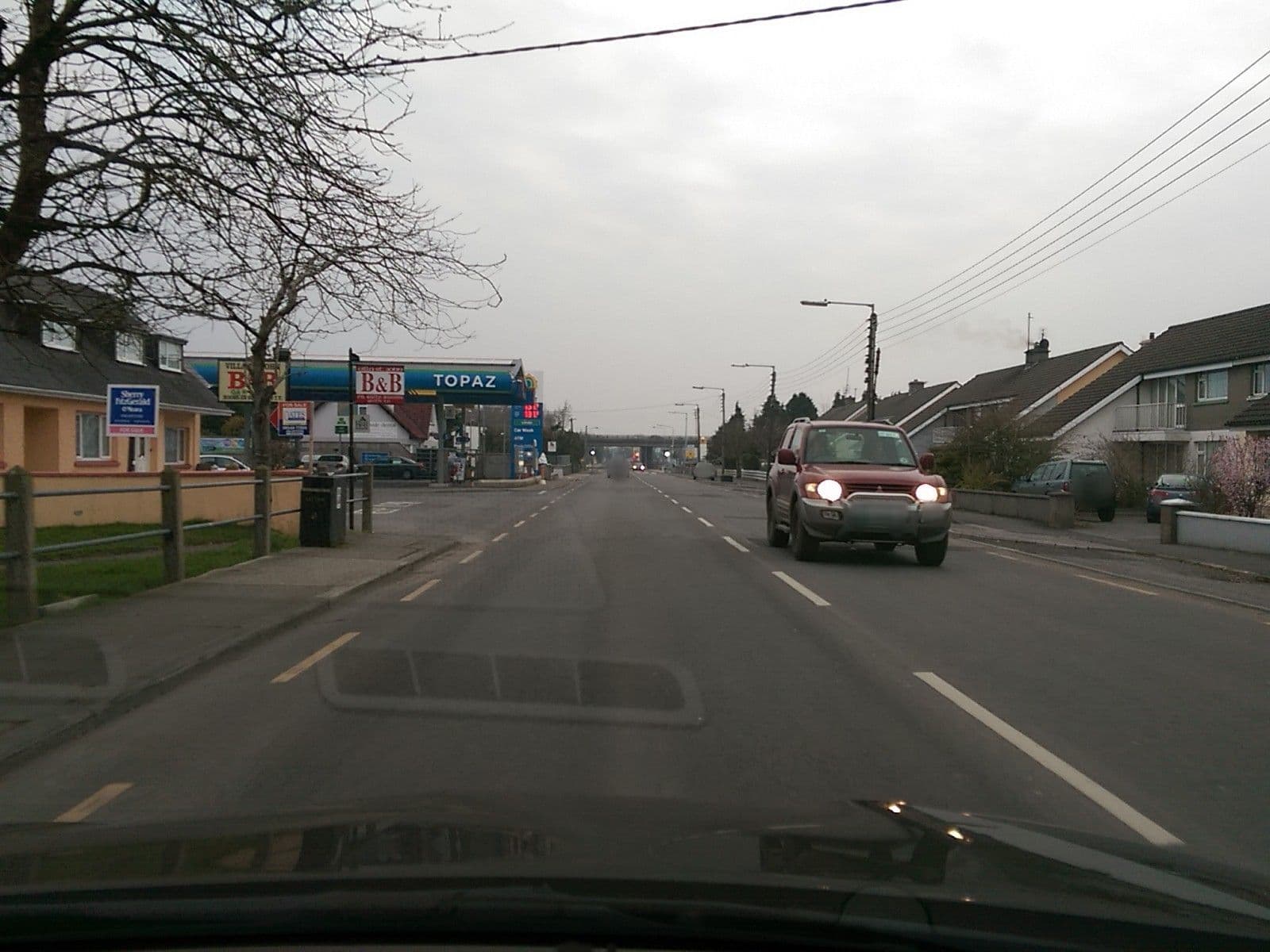 Street view near Hodson Bay Hotel, Athlone — © dacor (CC BY-SA · Mapillary)