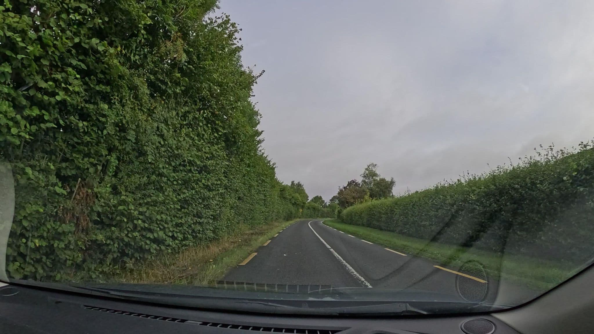 Street view near Kilroan House B&B, Kildare — © gsmitheidw (CC BY-SA · Mapillary)